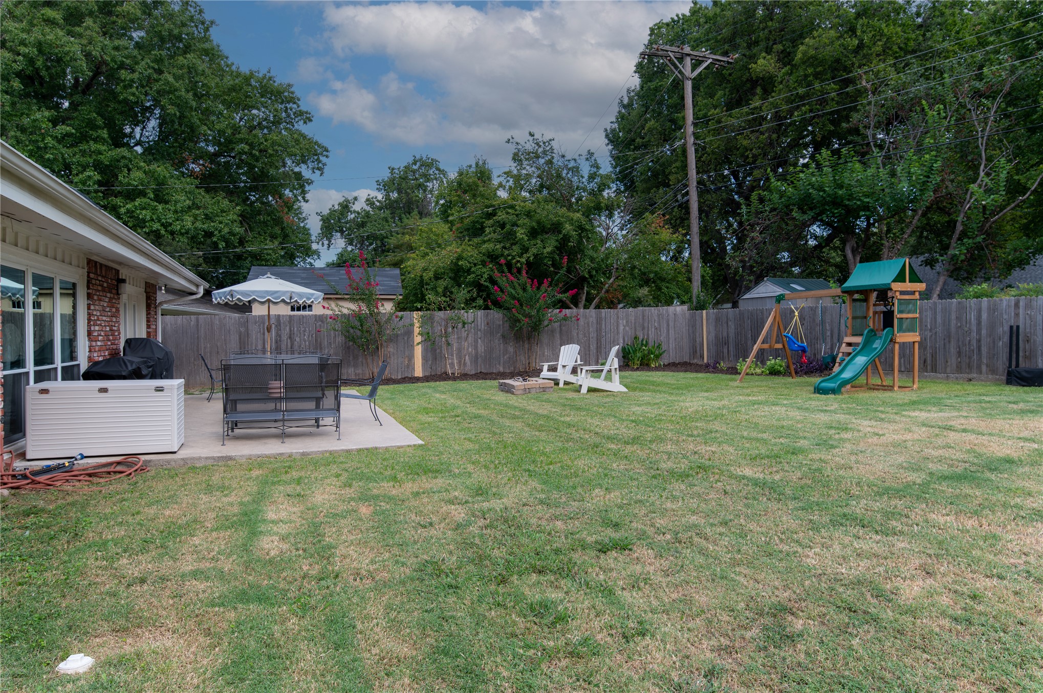 3727 E 56th Street Property Photo 20