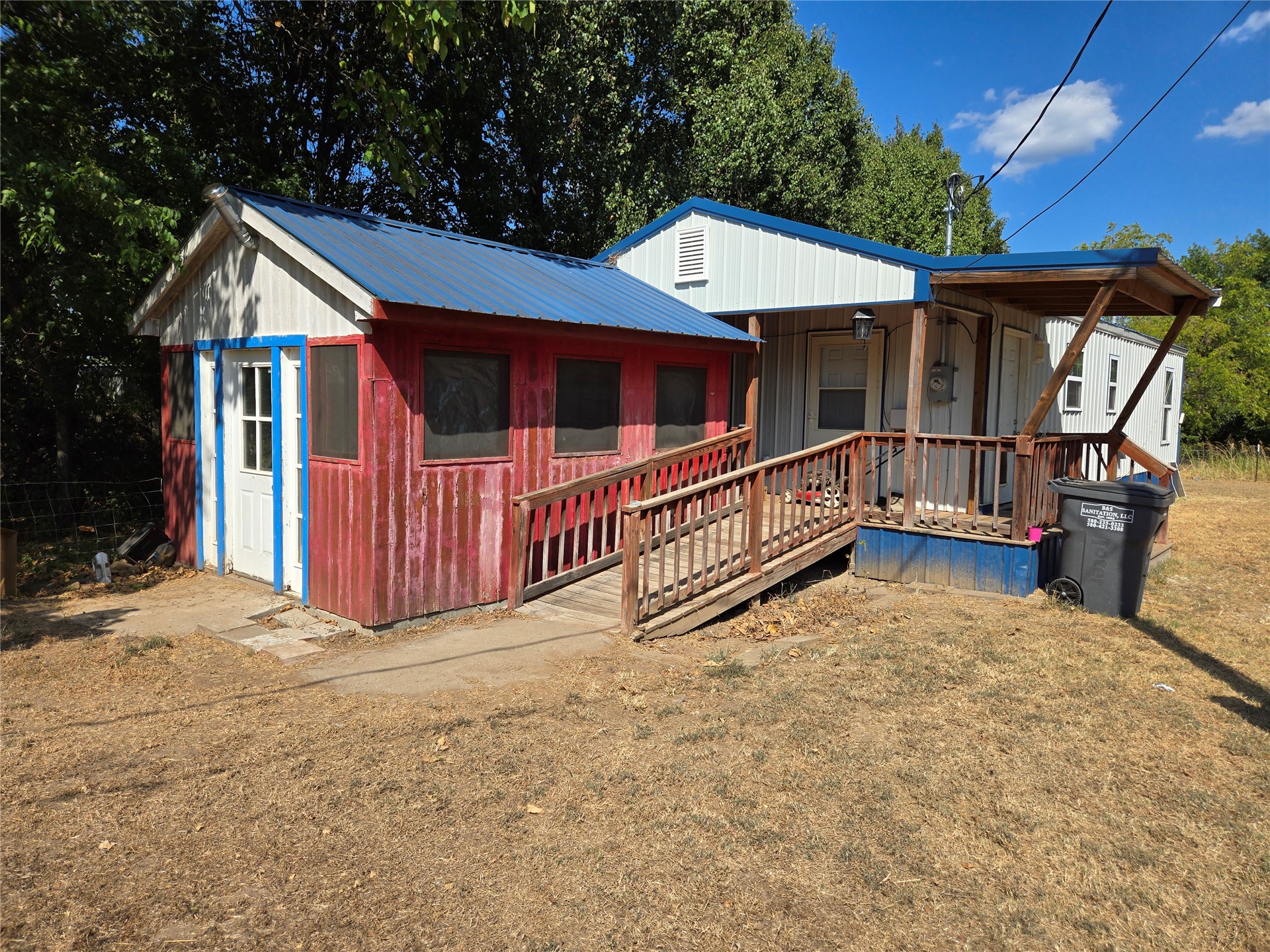 320 5th Property Photo 5