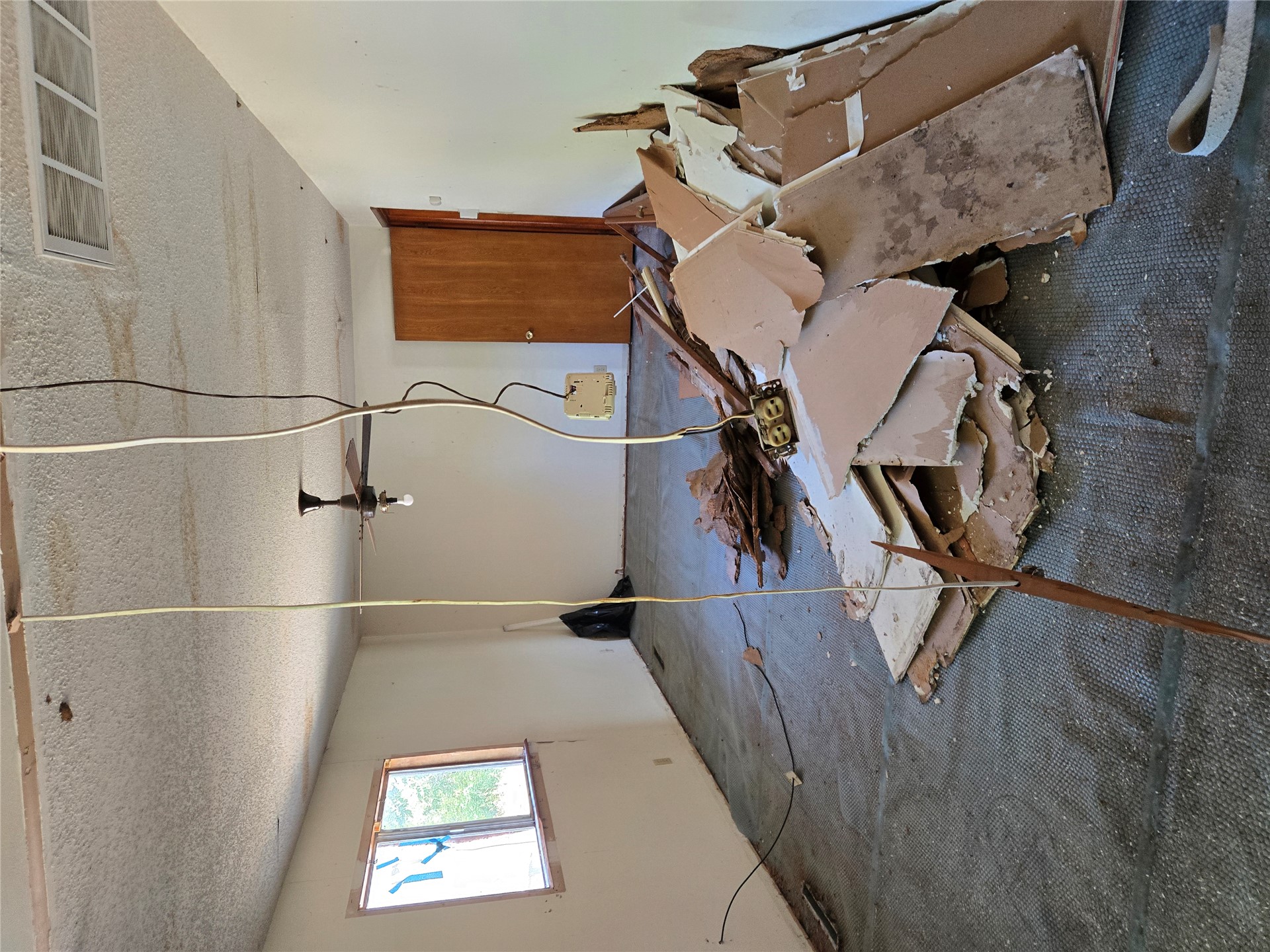 320 5th Property Photo 8