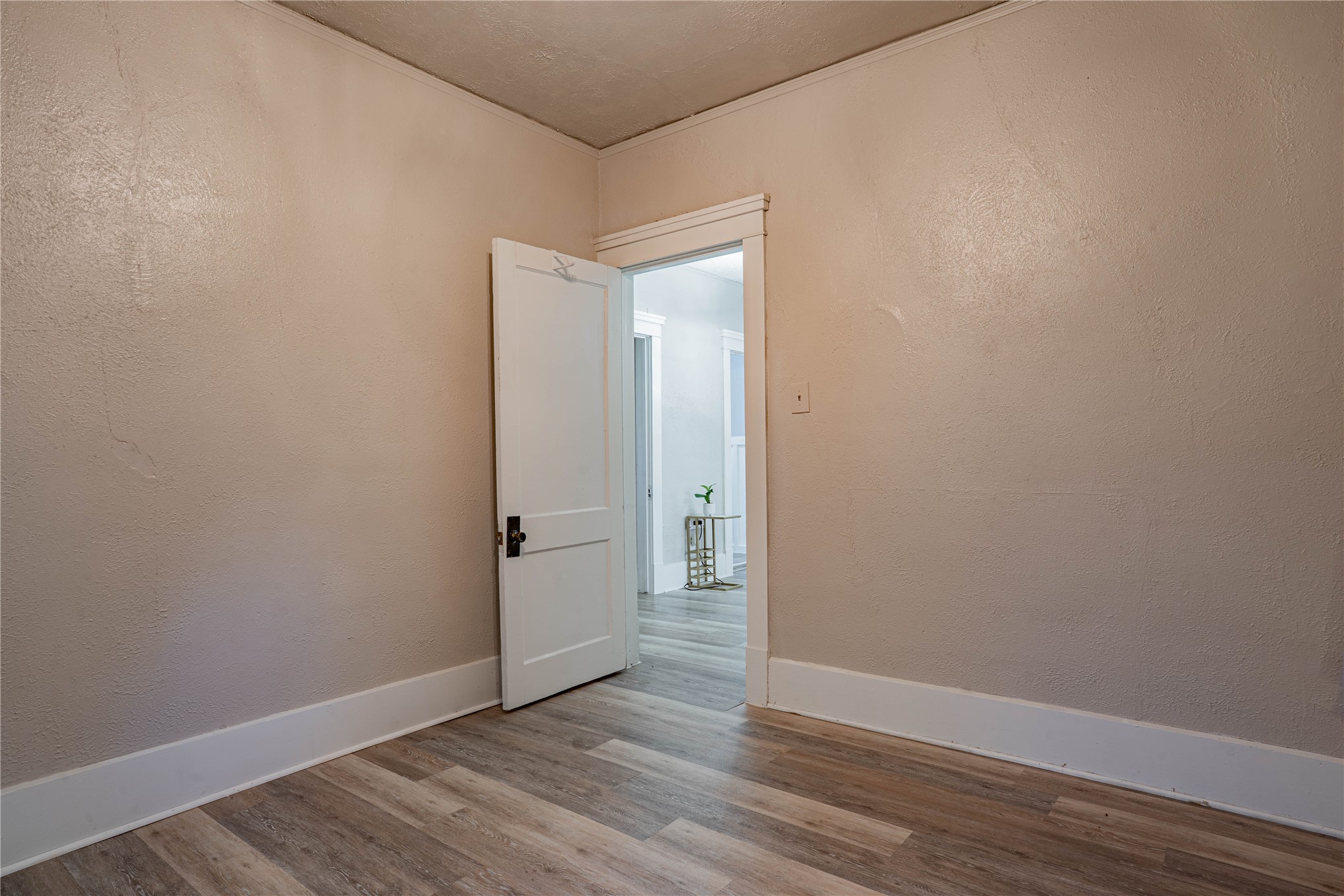 125 W 15th Street Property Photo 32