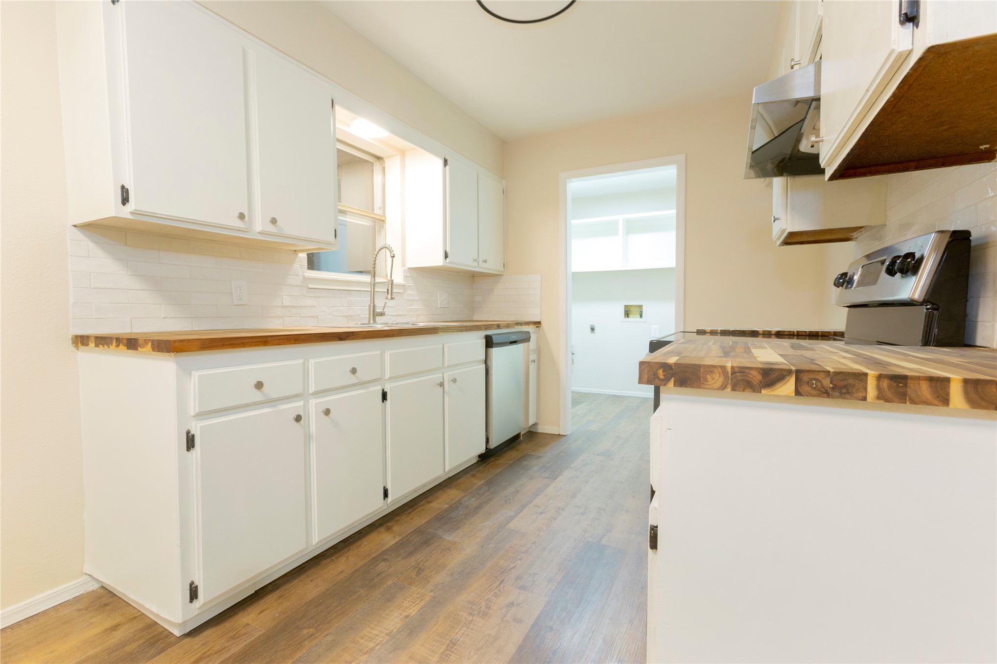 8141 High Hill Road Property Photo 20