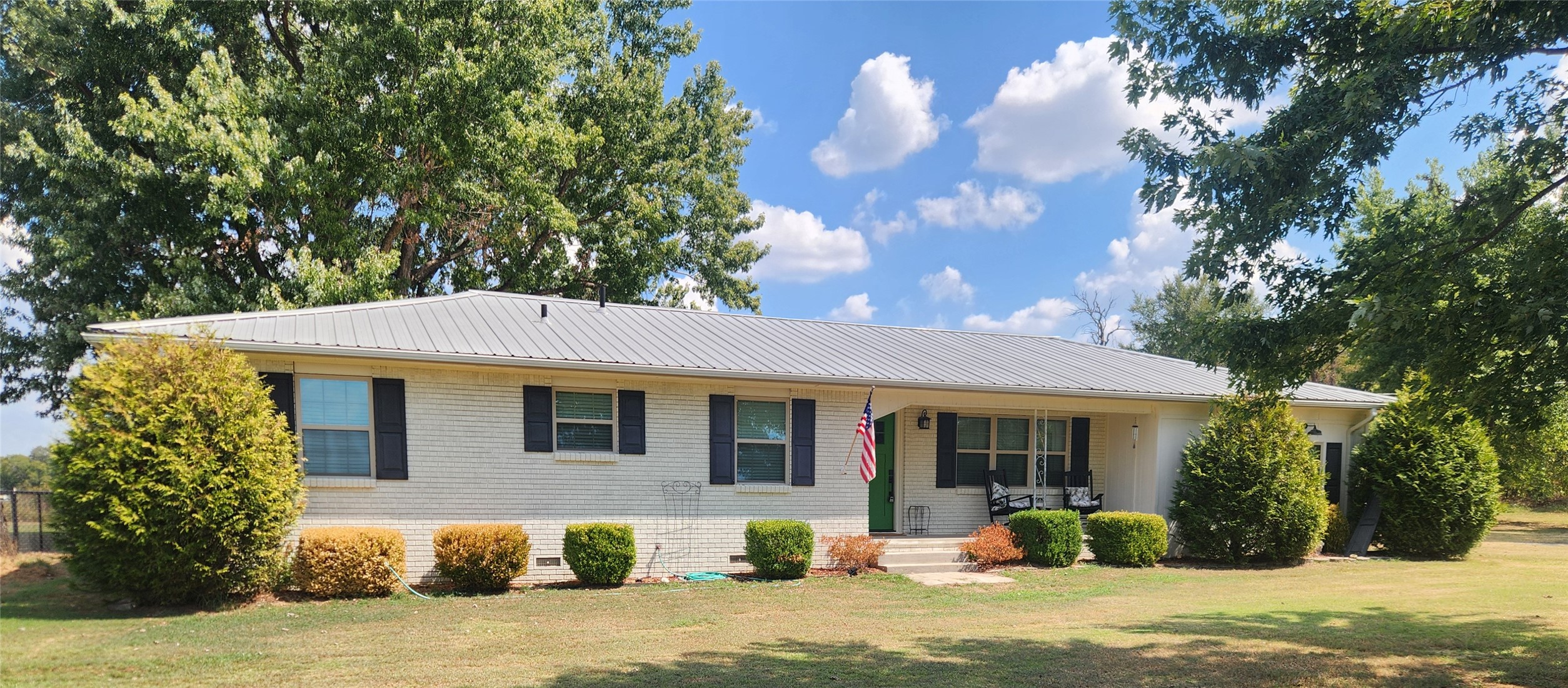 3430 S Buffalo Creek Road S Property Photo 1