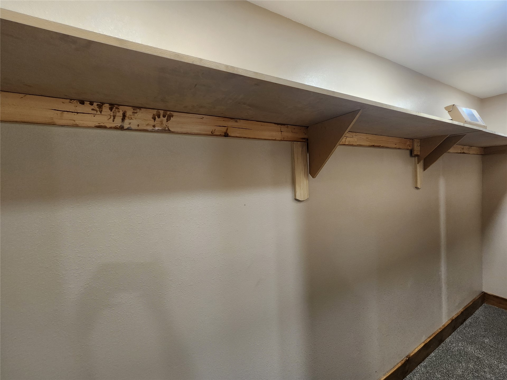 682 N Hickory Street Property Photo 61