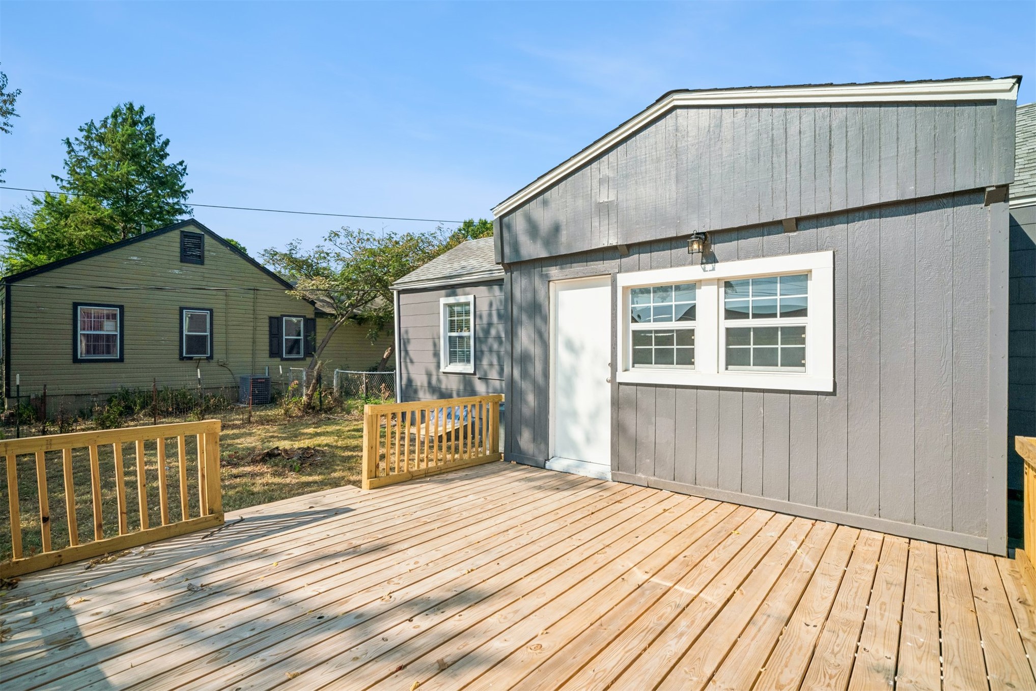 1229 S Fulton Avenue Property Photo 27