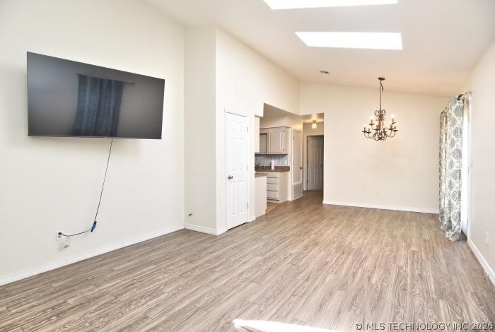 6105 S Vancouver Avenue Property Photo 3