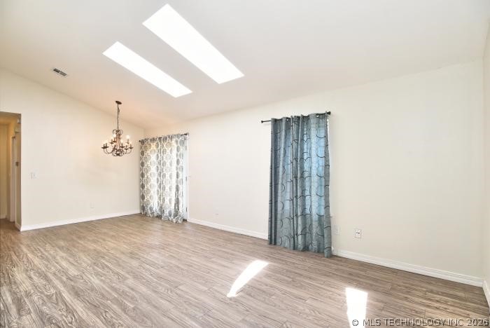 6105 S Vancouver Avenue Property Photo 5