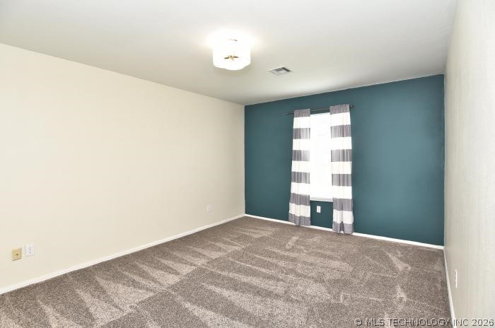 6105 S Vancouver Avenue Property Photo 12