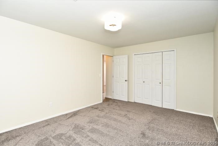 6105 S Vancouver Avenue Property Photo 13