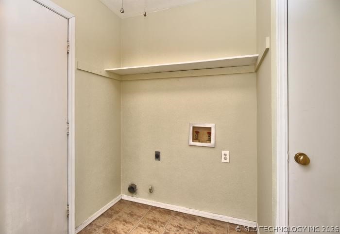 6105 S Vancouver Avenue Property Photo 15