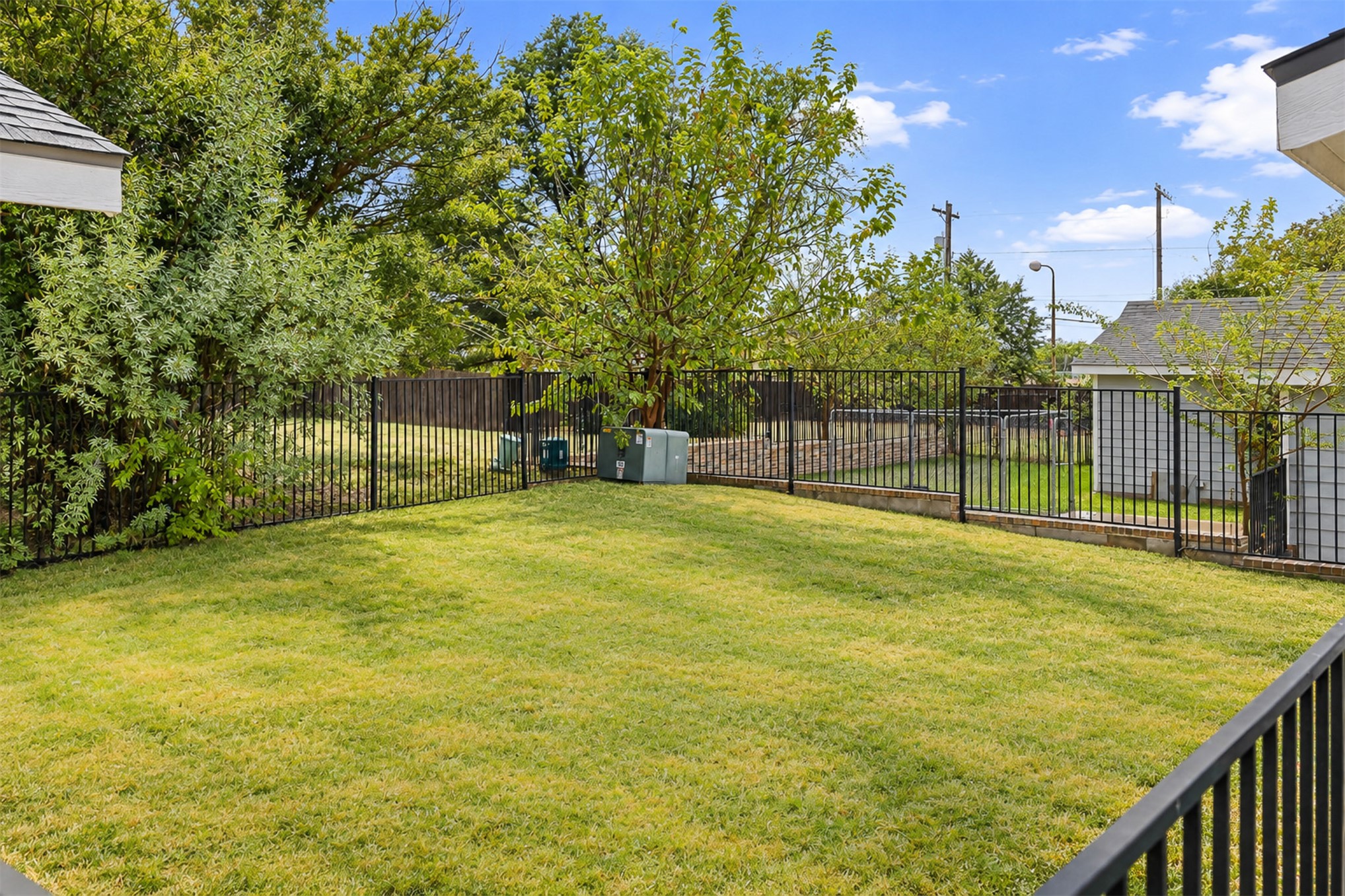 805 Mclish Street Property Photo 29
