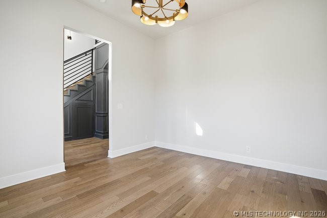 1937 S Surrey Court Property Photo 17