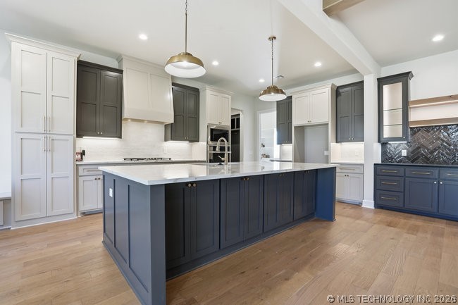 1937 S Surrey Court Property Photo 24