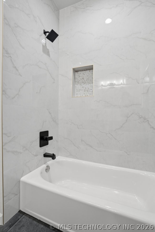 1937 S Surrey Court Property Photo 53