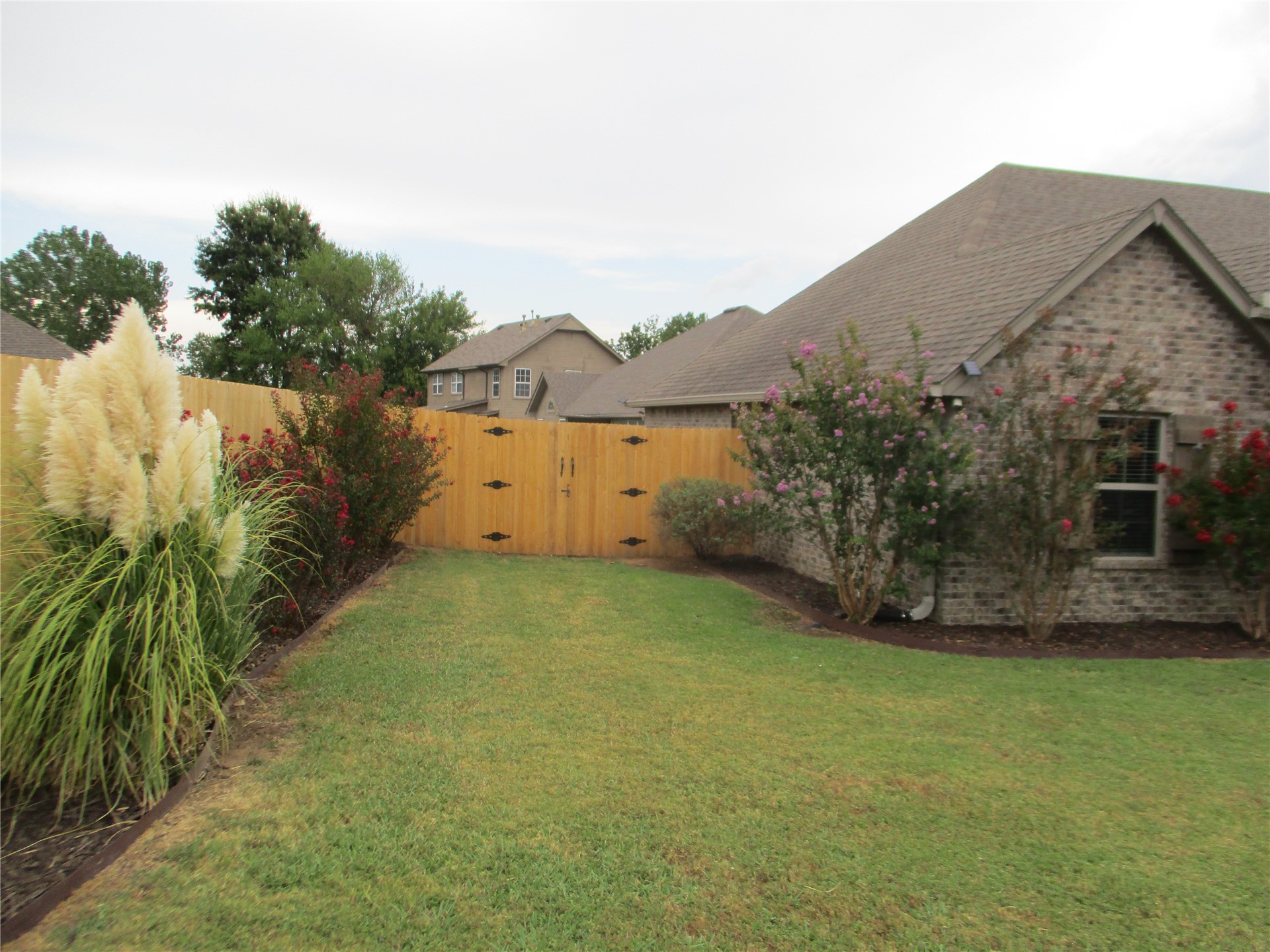 1008 Midway Road Property Photo 2