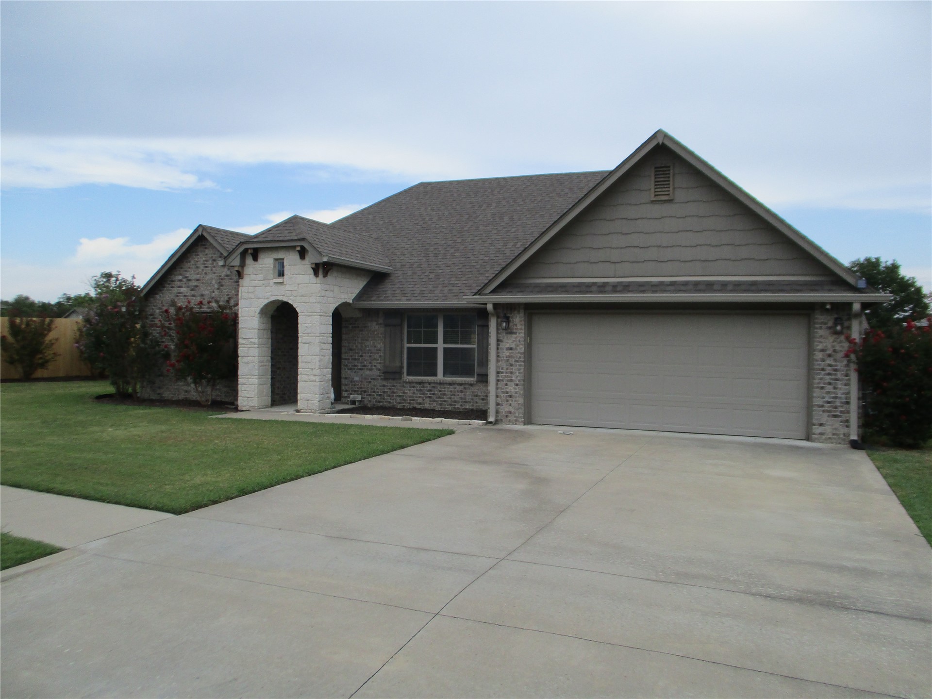 1008 Midway Road Property Photo 3