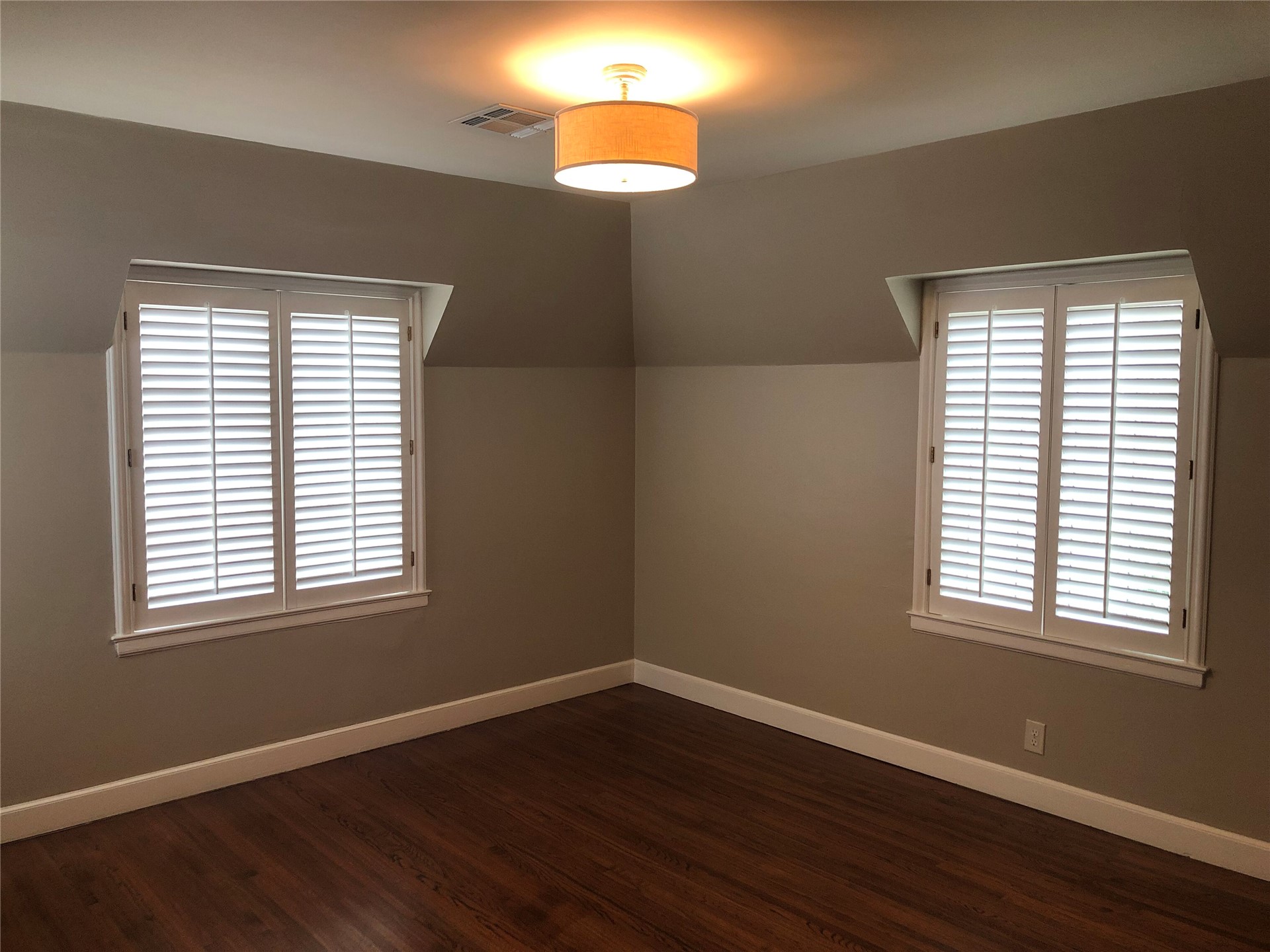 3125 S Zunis Avenue Property Photo 15