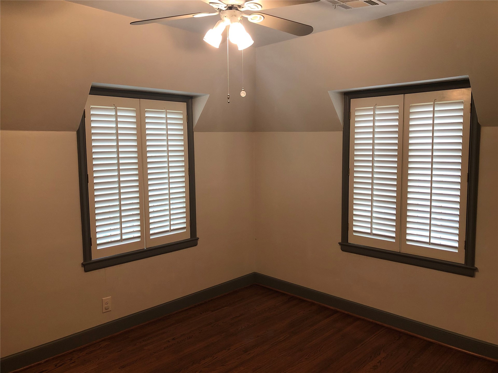 3125 S Zunis Avenue Property Photo 16