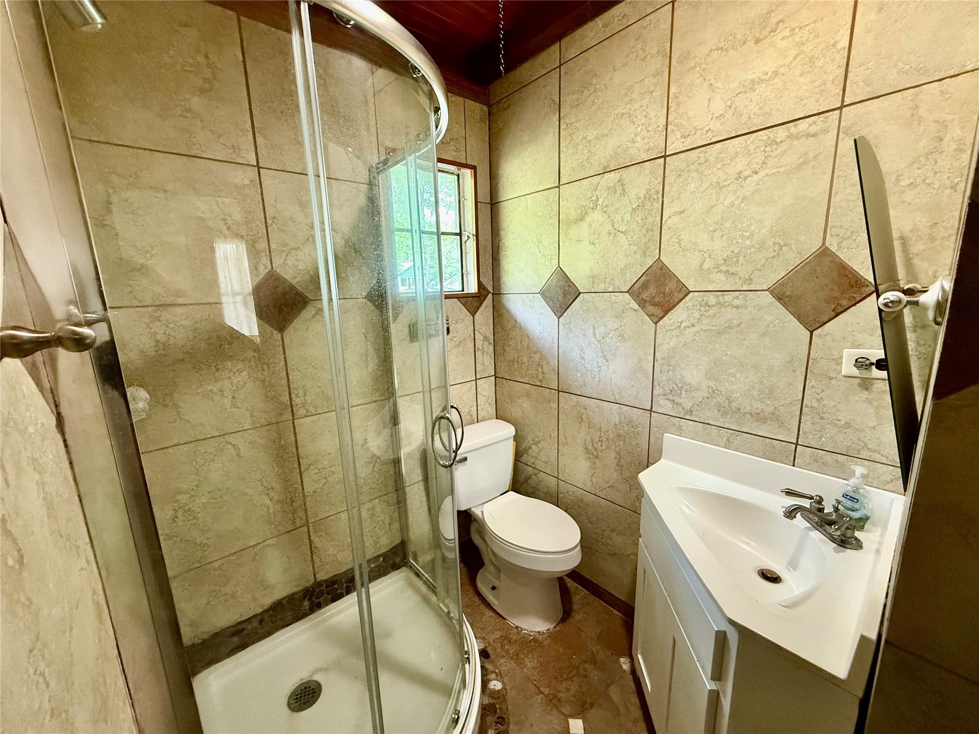 19442 W 929 Property Photo 16