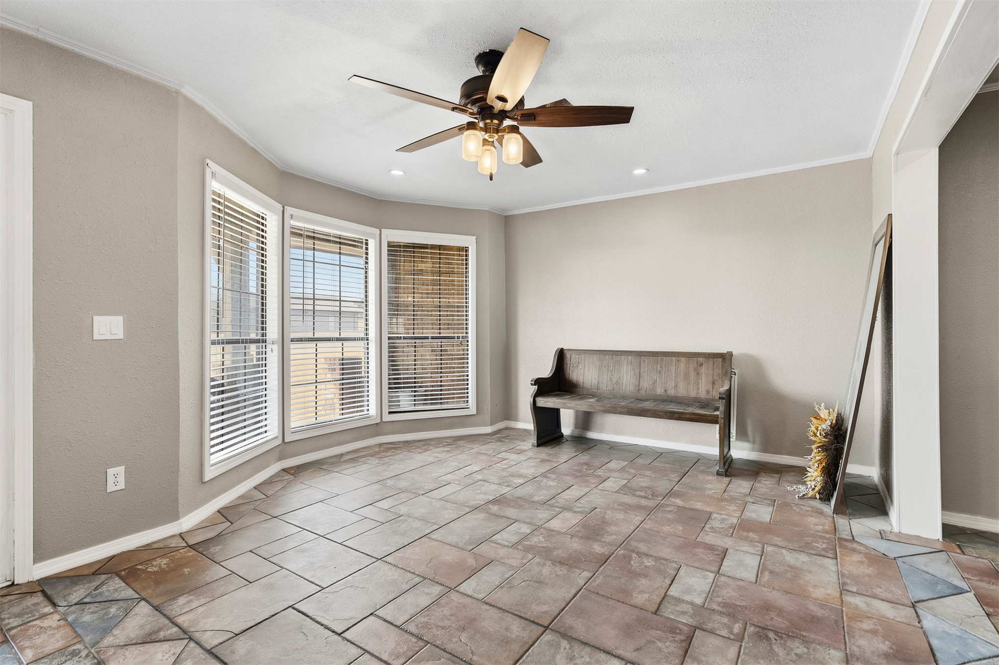 1370 Lincoln Property Photo 5