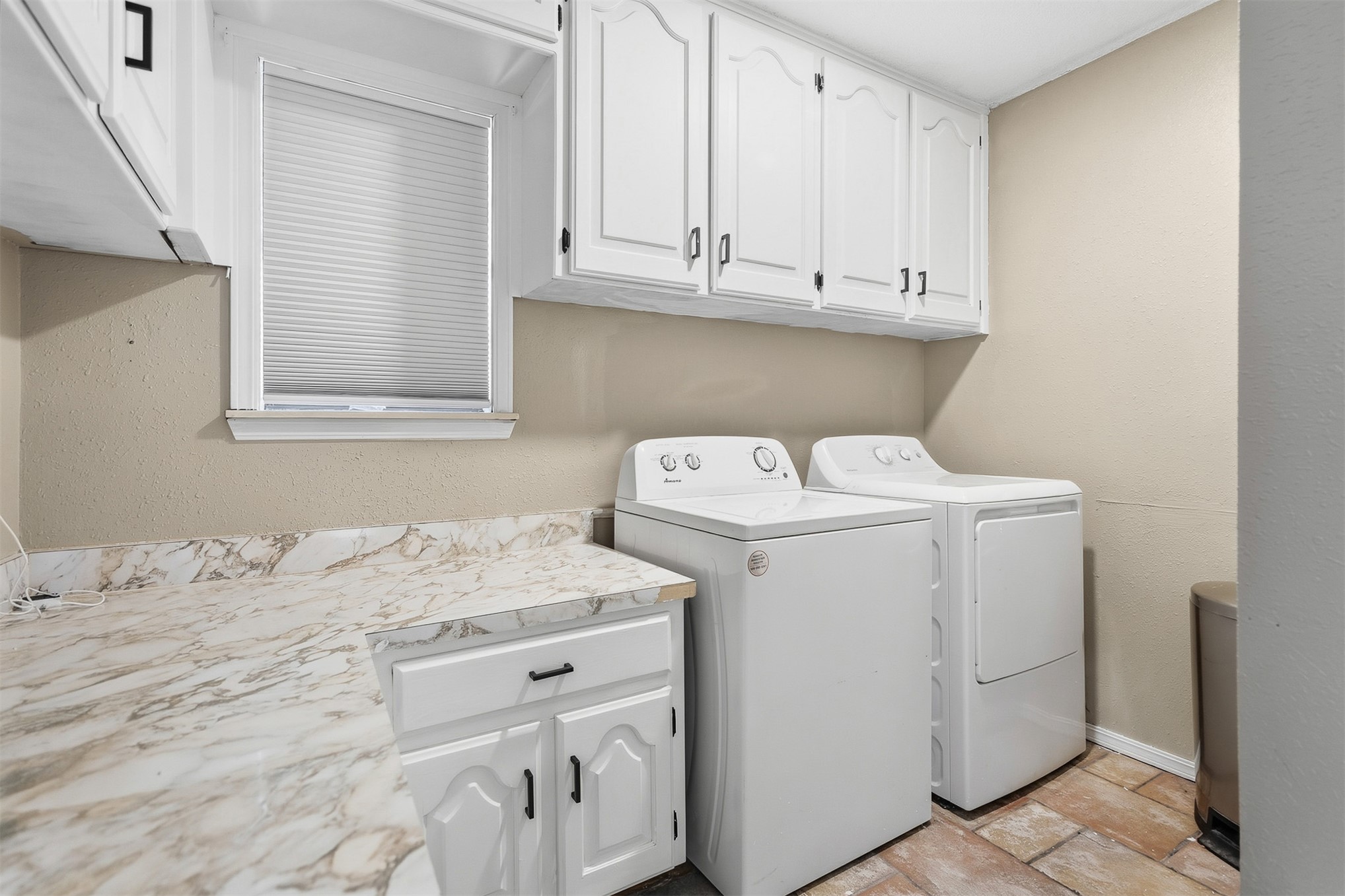 1370 Lincoln Property Photo 32