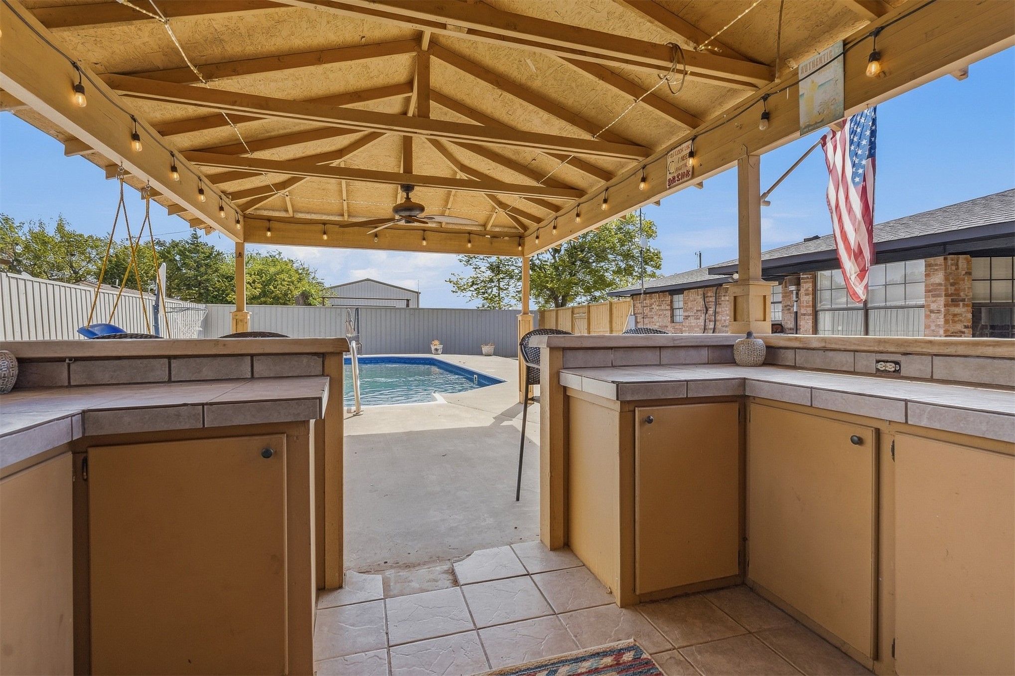 1370 Lincoln Property Photo 37