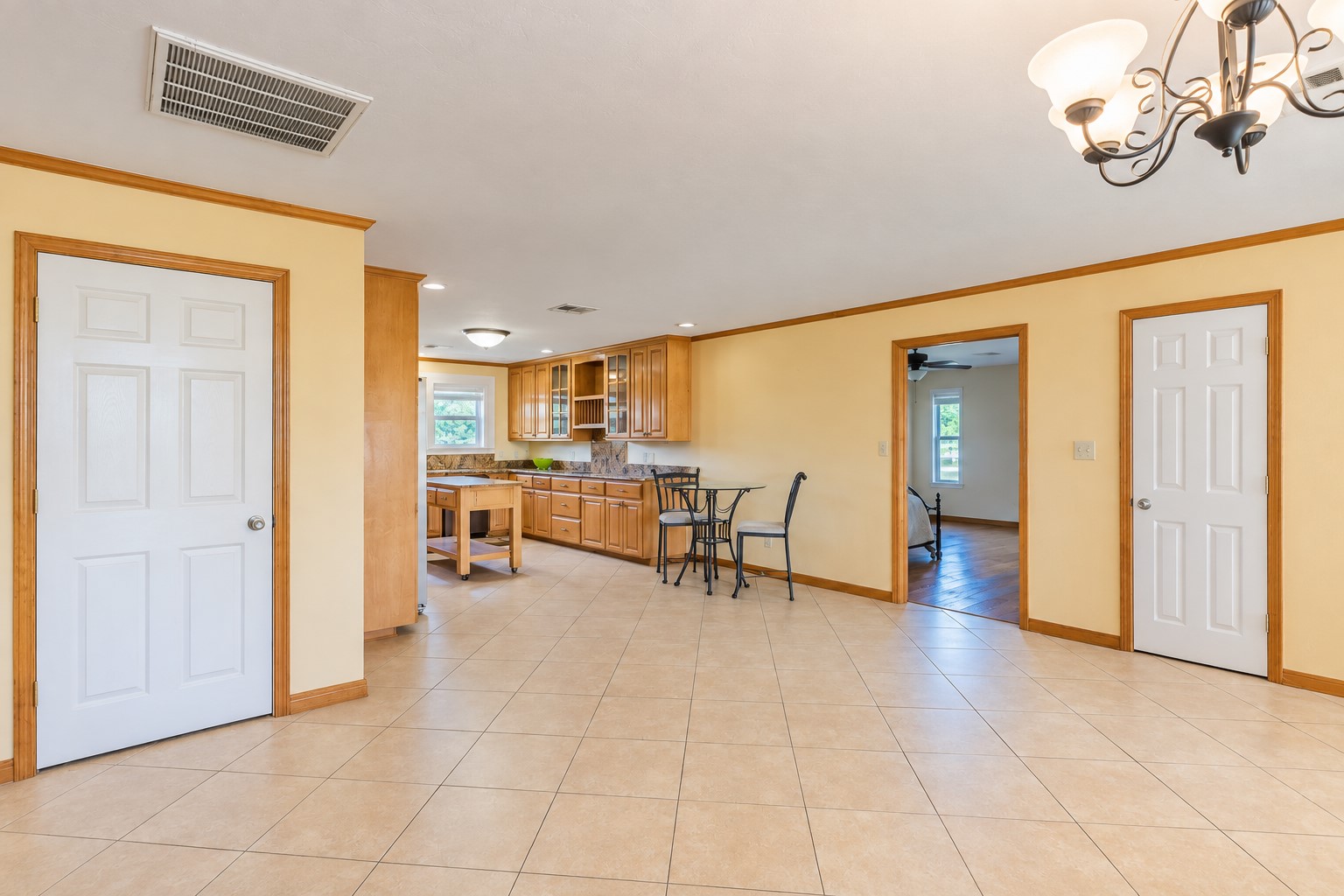 2284 E Roping Road Property Photo 15