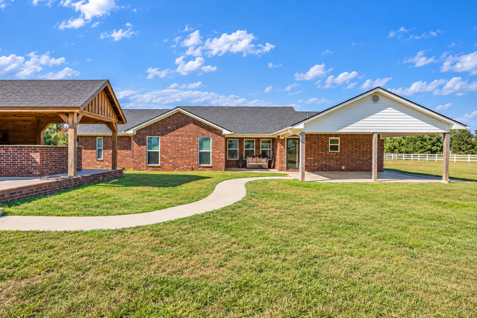 2284 E Roping Road Property Photo 33