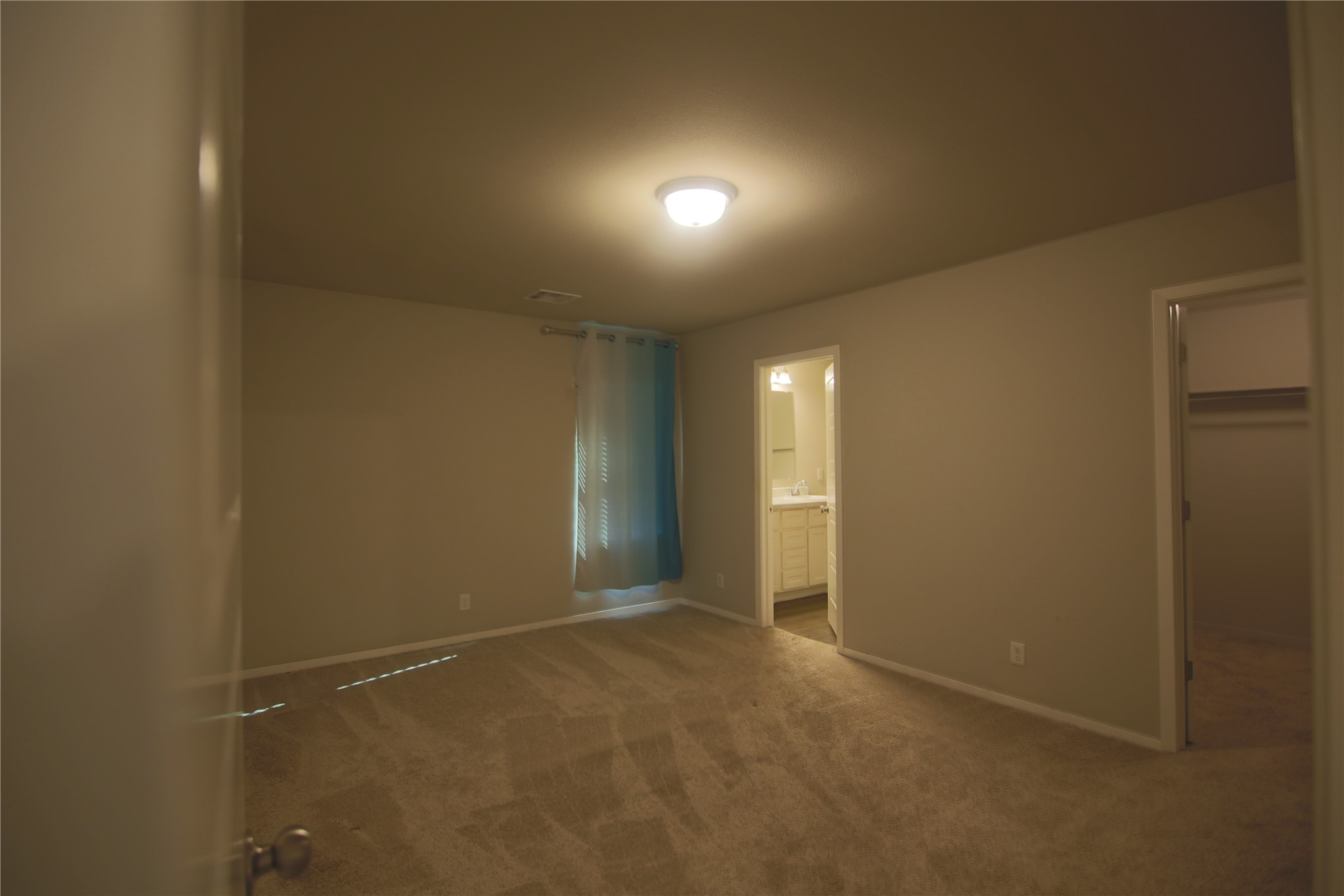 14202 N 74 East Avenue Property Photo 12