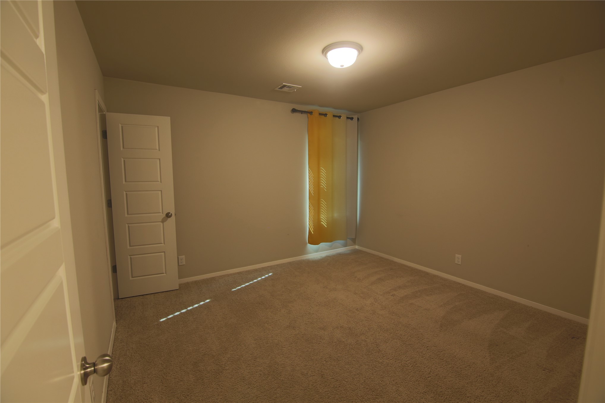 14202 N 74 East Avenue Property Photo 13