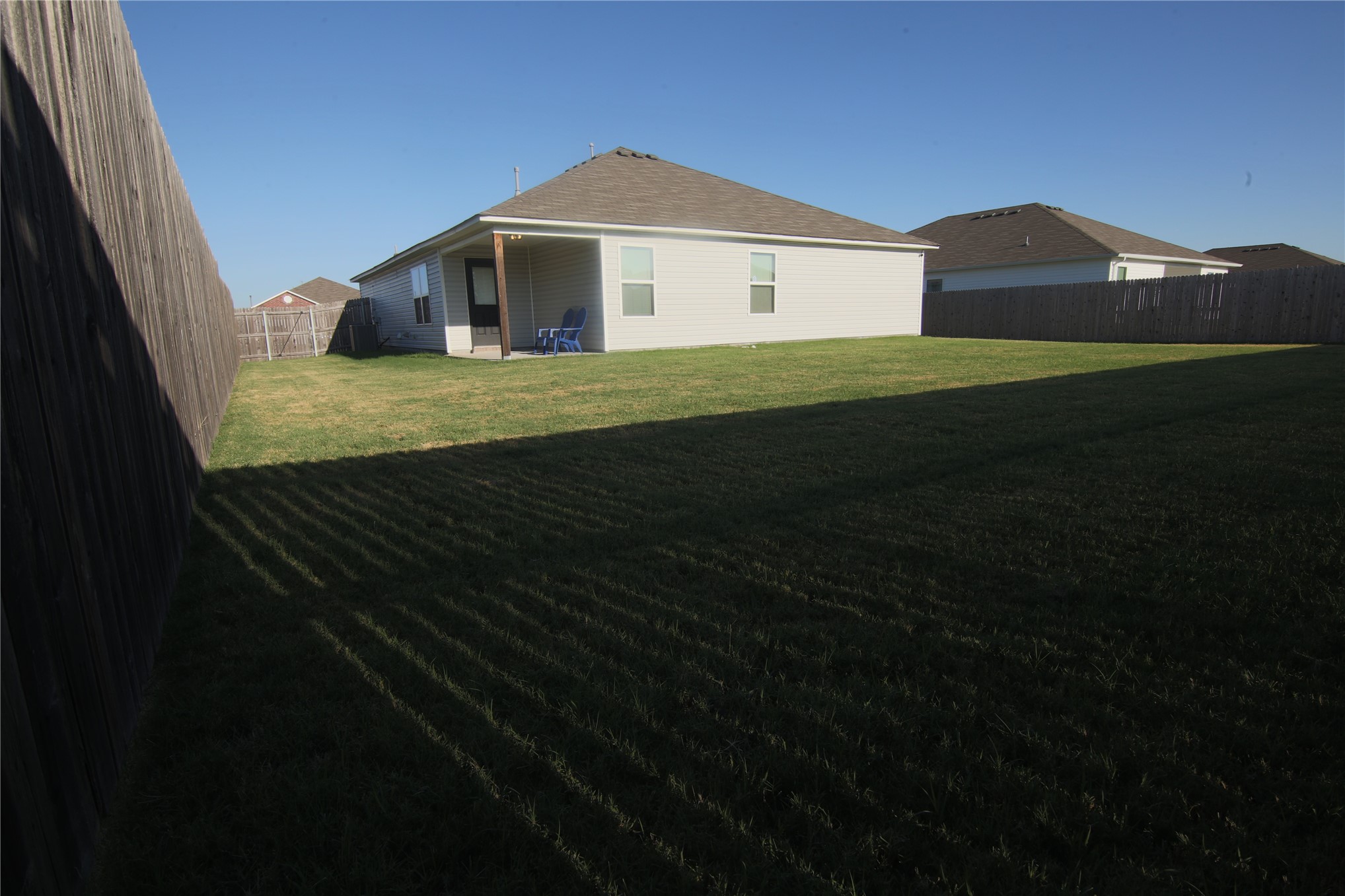 14202 N 74 East Avenue Property Photo 14