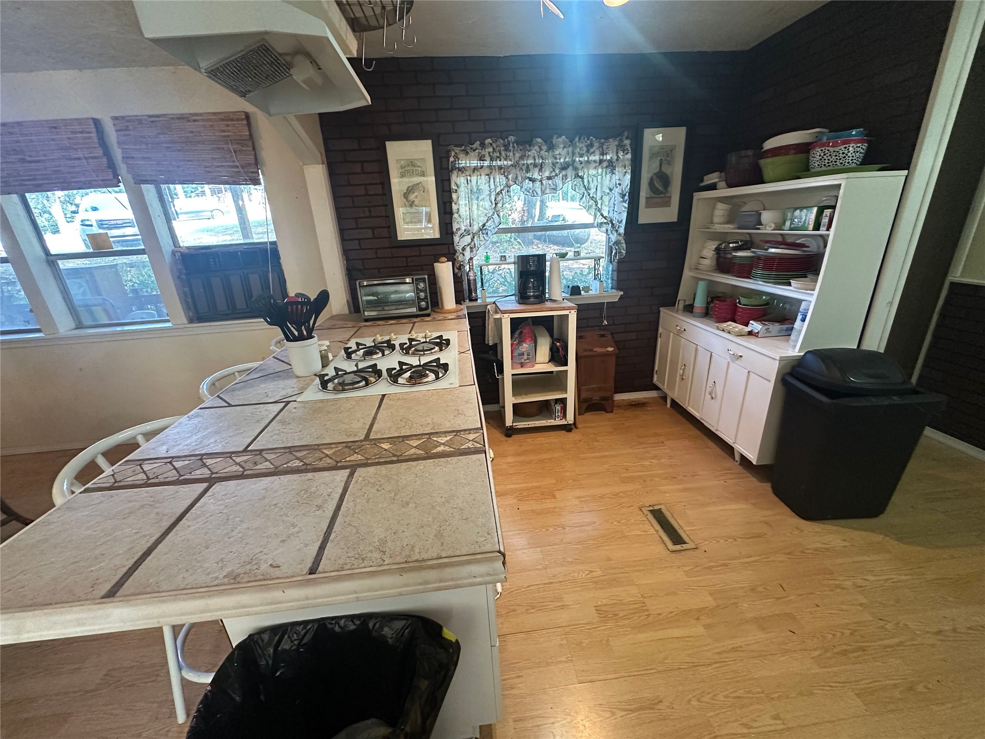 10691 Pin Oak Property Photo 12