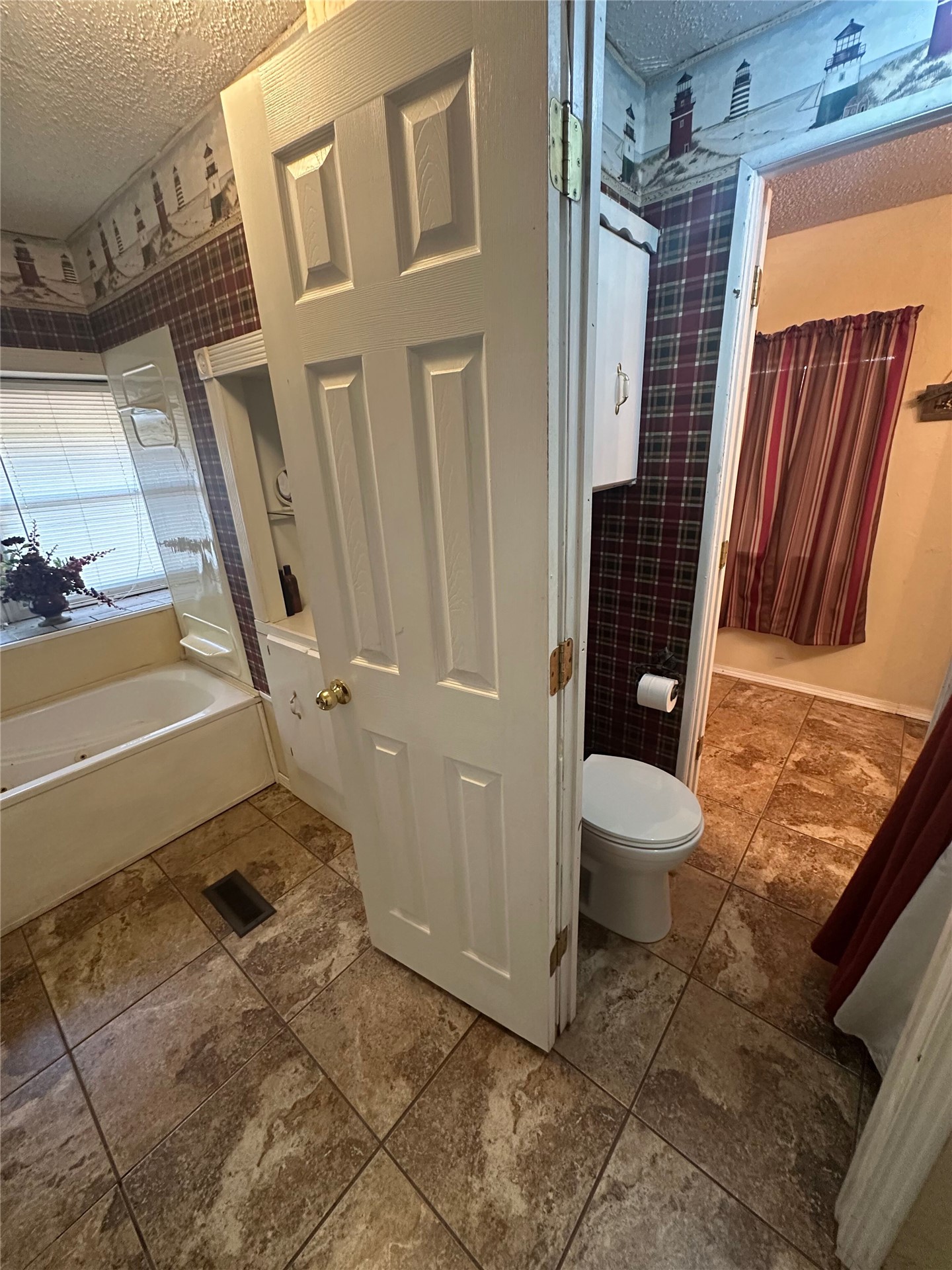10691 Pin Oak Property Photo 23