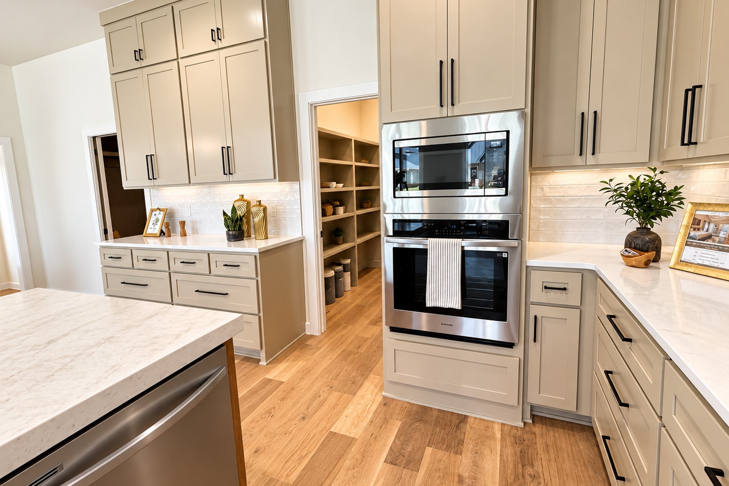 2633831 Property Photo 11