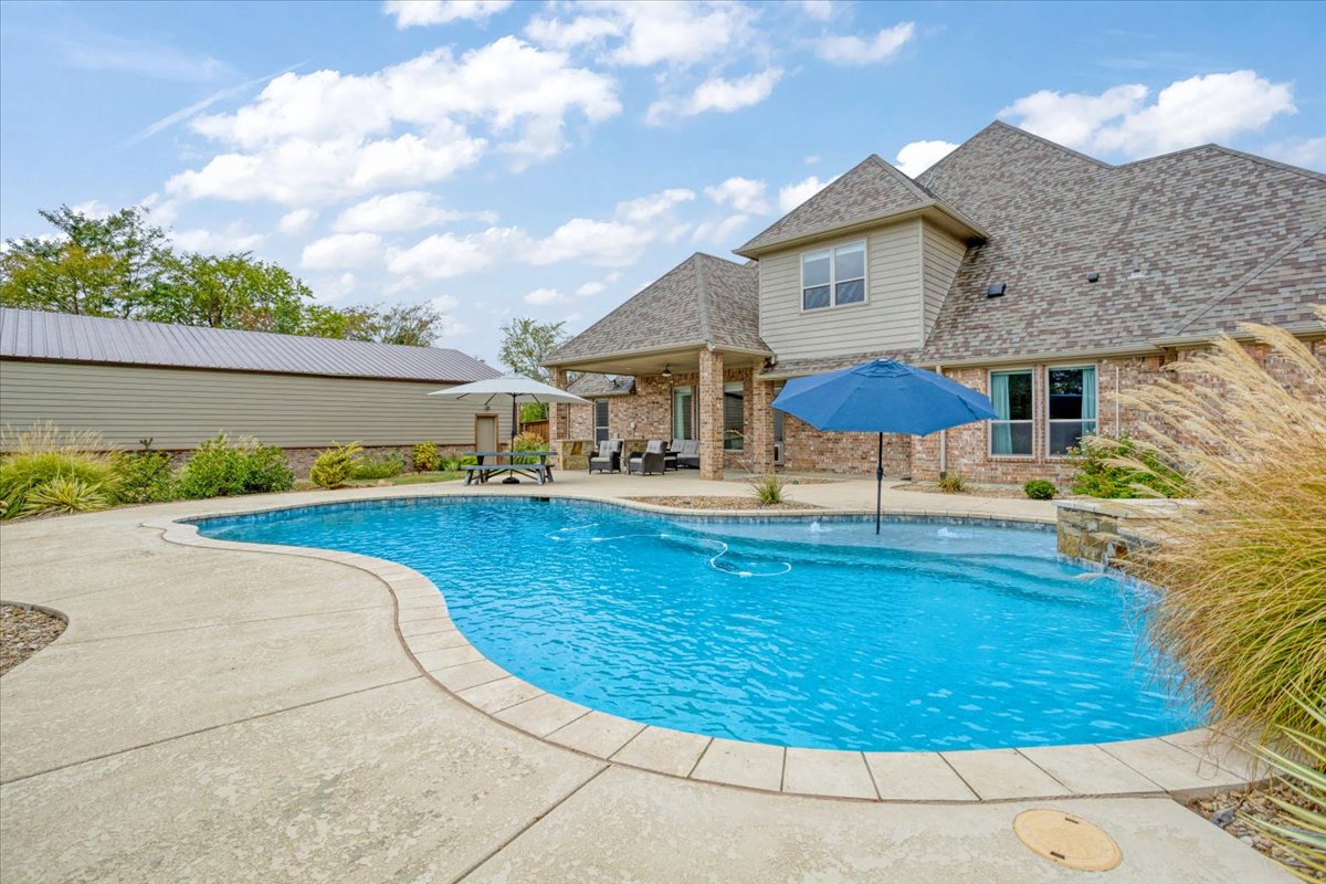 3307 Castle Court Property Photo 45