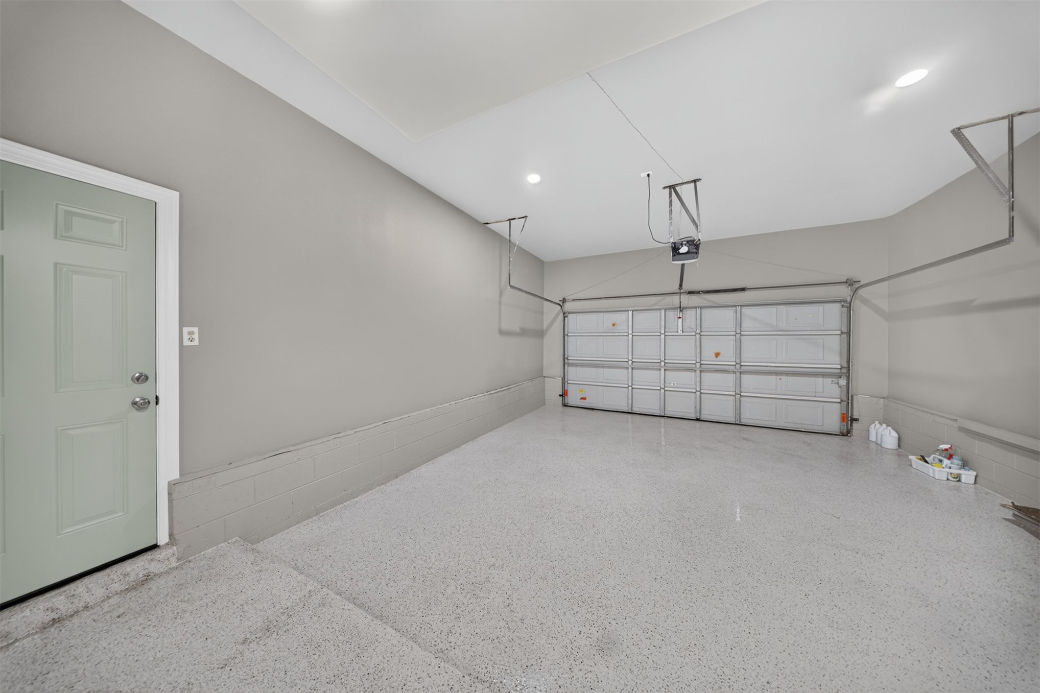 2176 S 77th East Avenue Property Photo 16