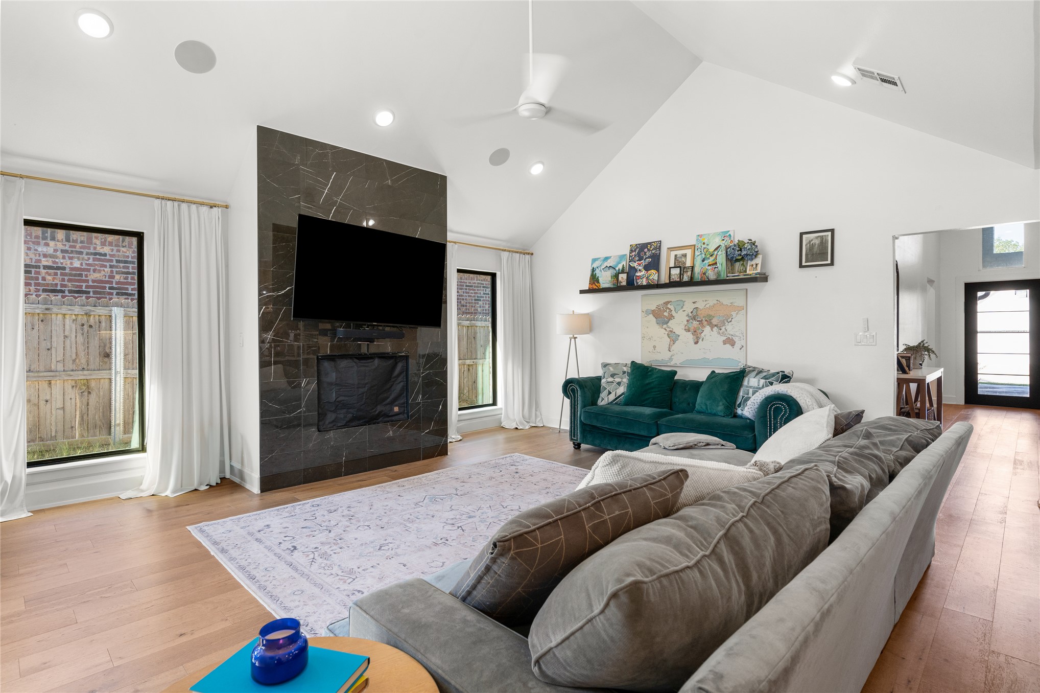 12579 S 6th Street Property Photo 7
