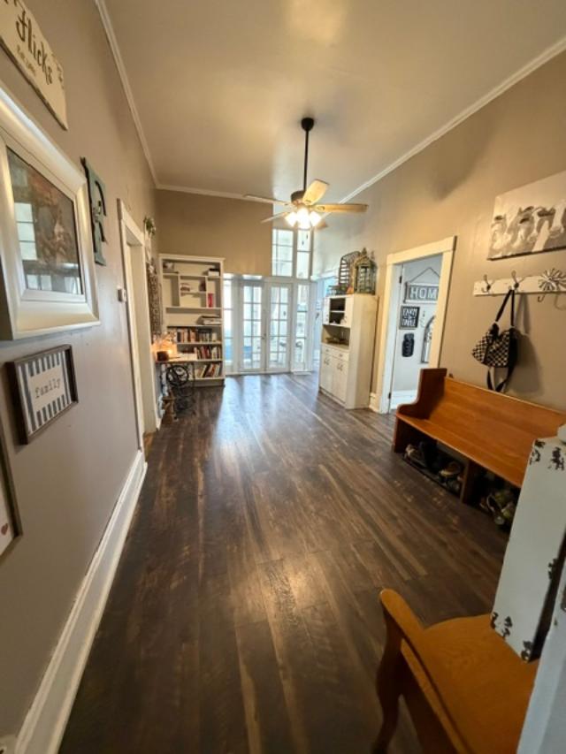 224 N Oak Street Property Photo 8