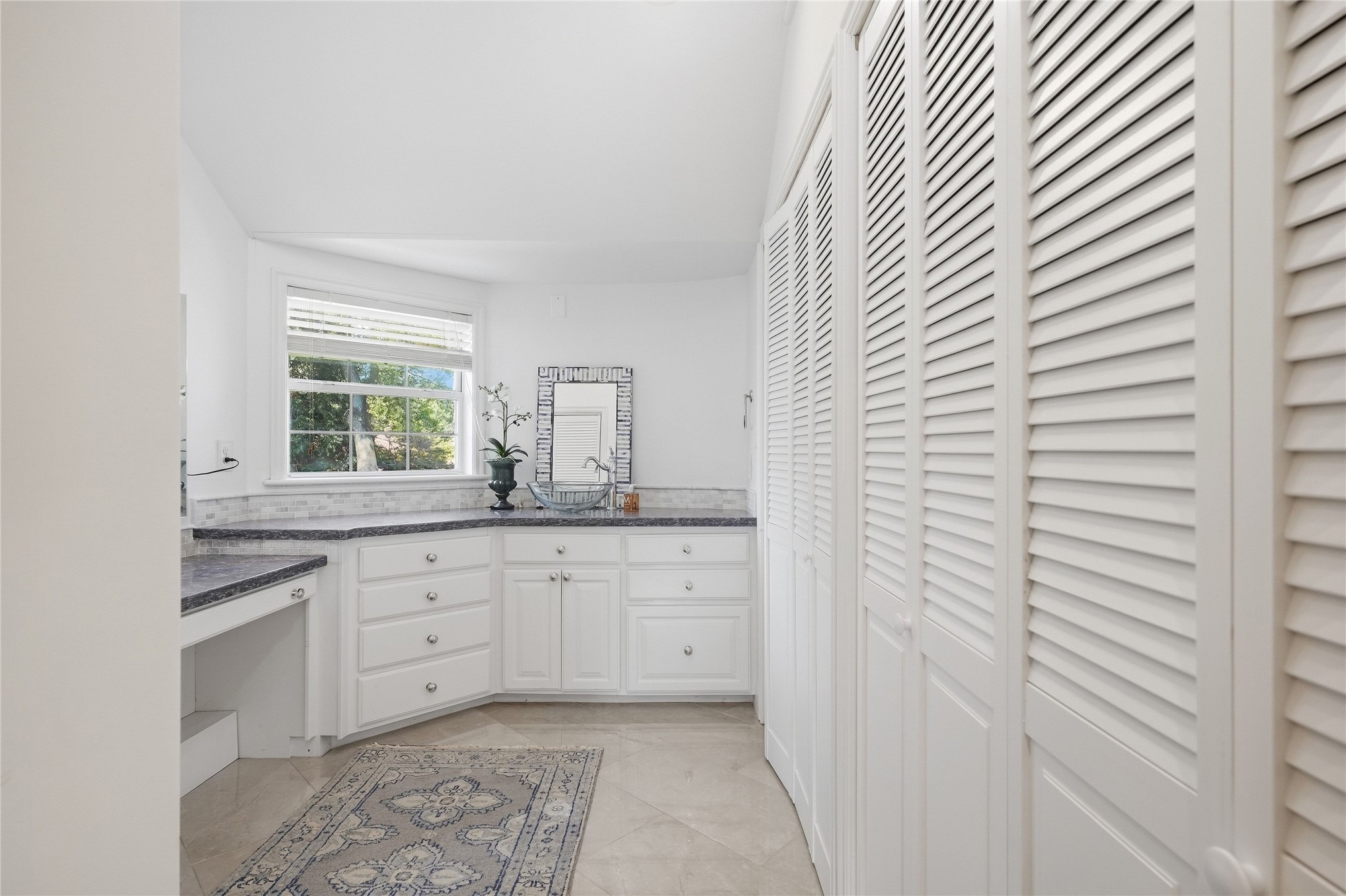 2135 E 25th Place Property Photo 46