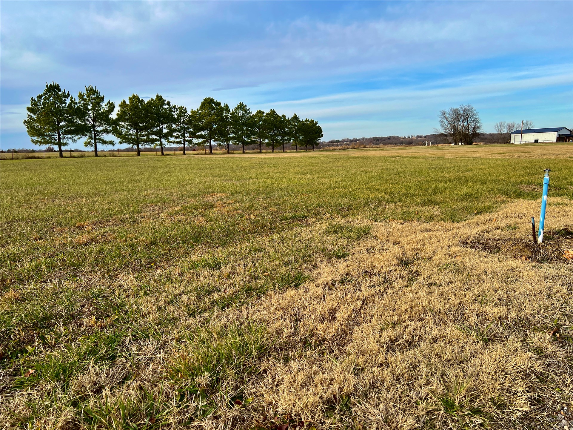 1998 W Allen Road Property Photo 5