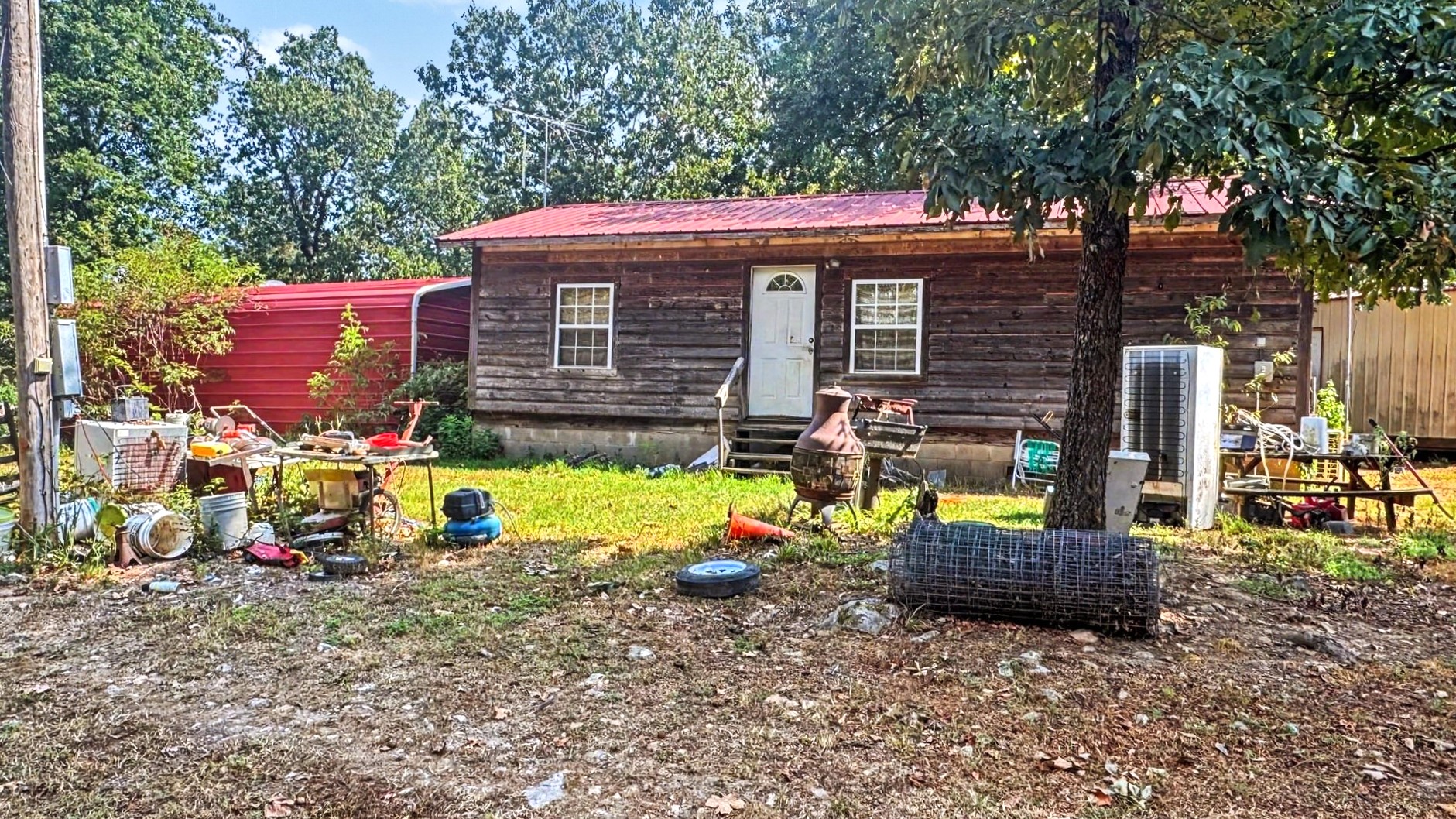 426197 E 743 Road Property Photo 1