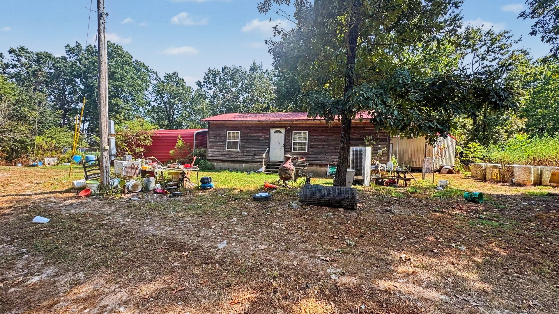 426197 E 743 Road Property Photo 2