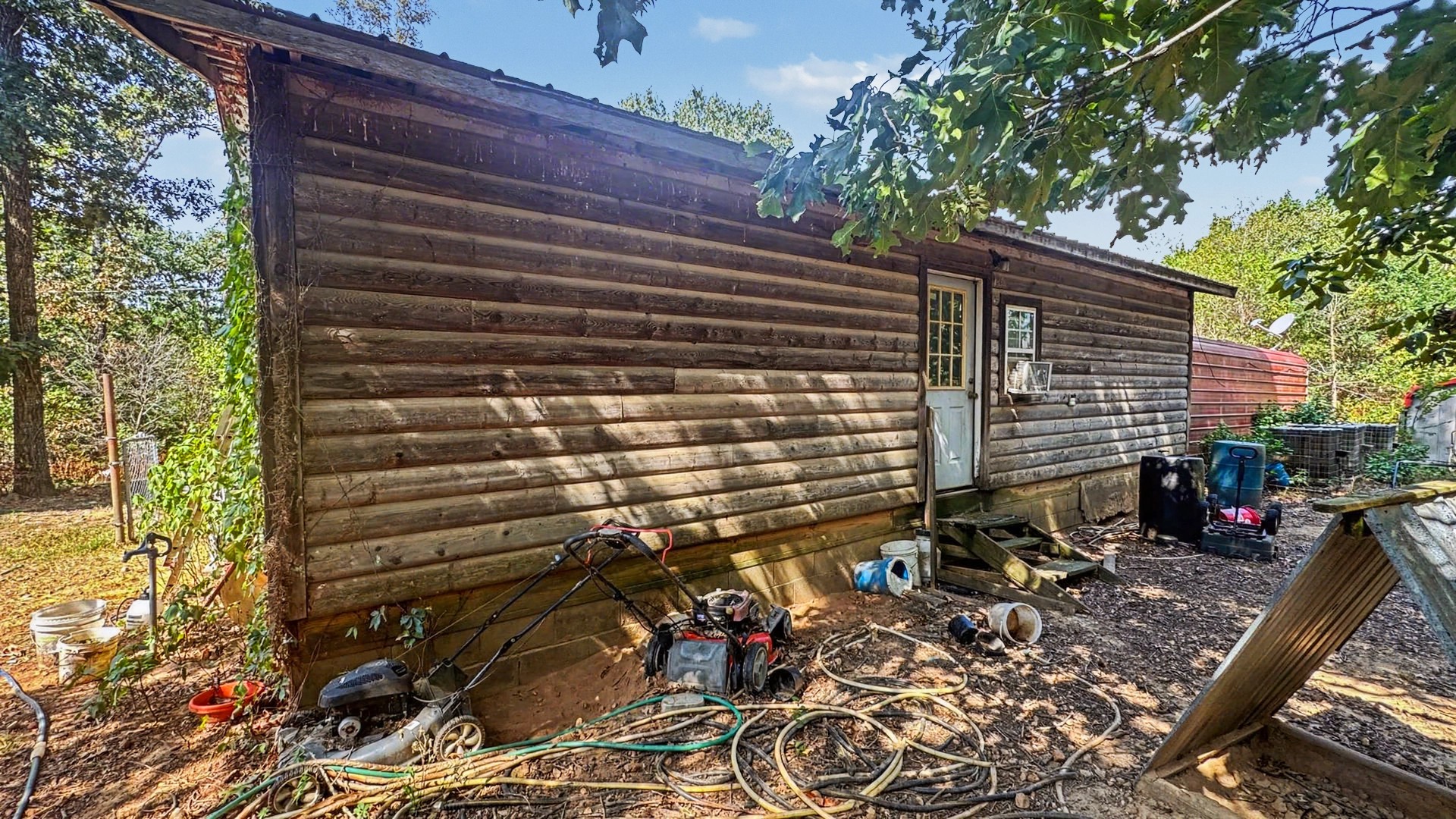 426197 E 743 Road Property Photo 5