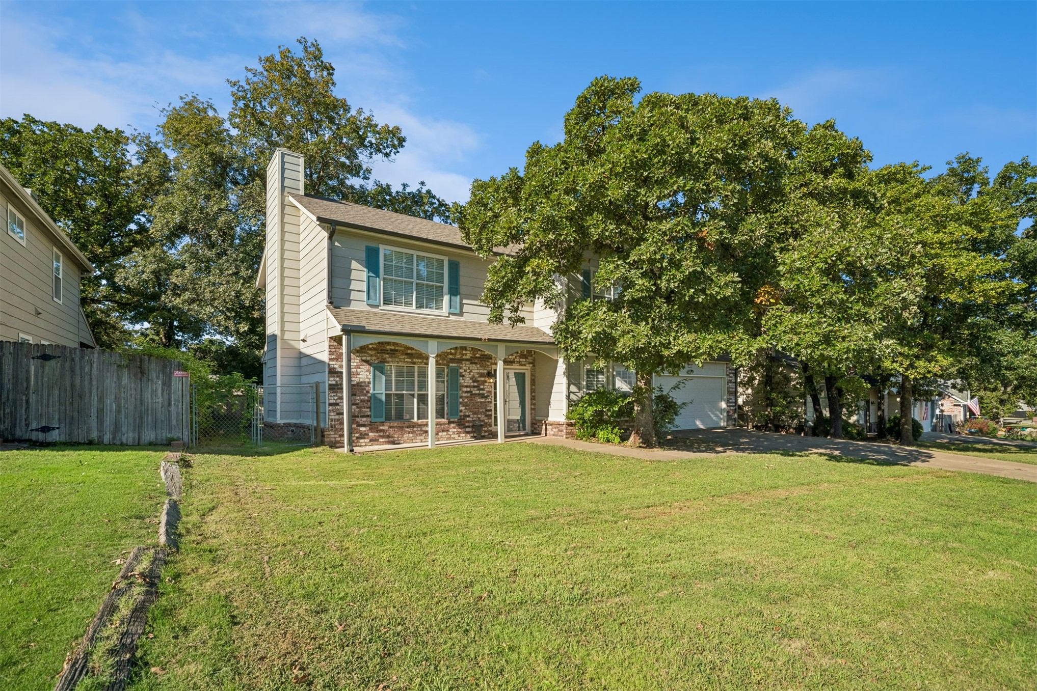3726 S Rolling Oaks Drive Property Photo 1