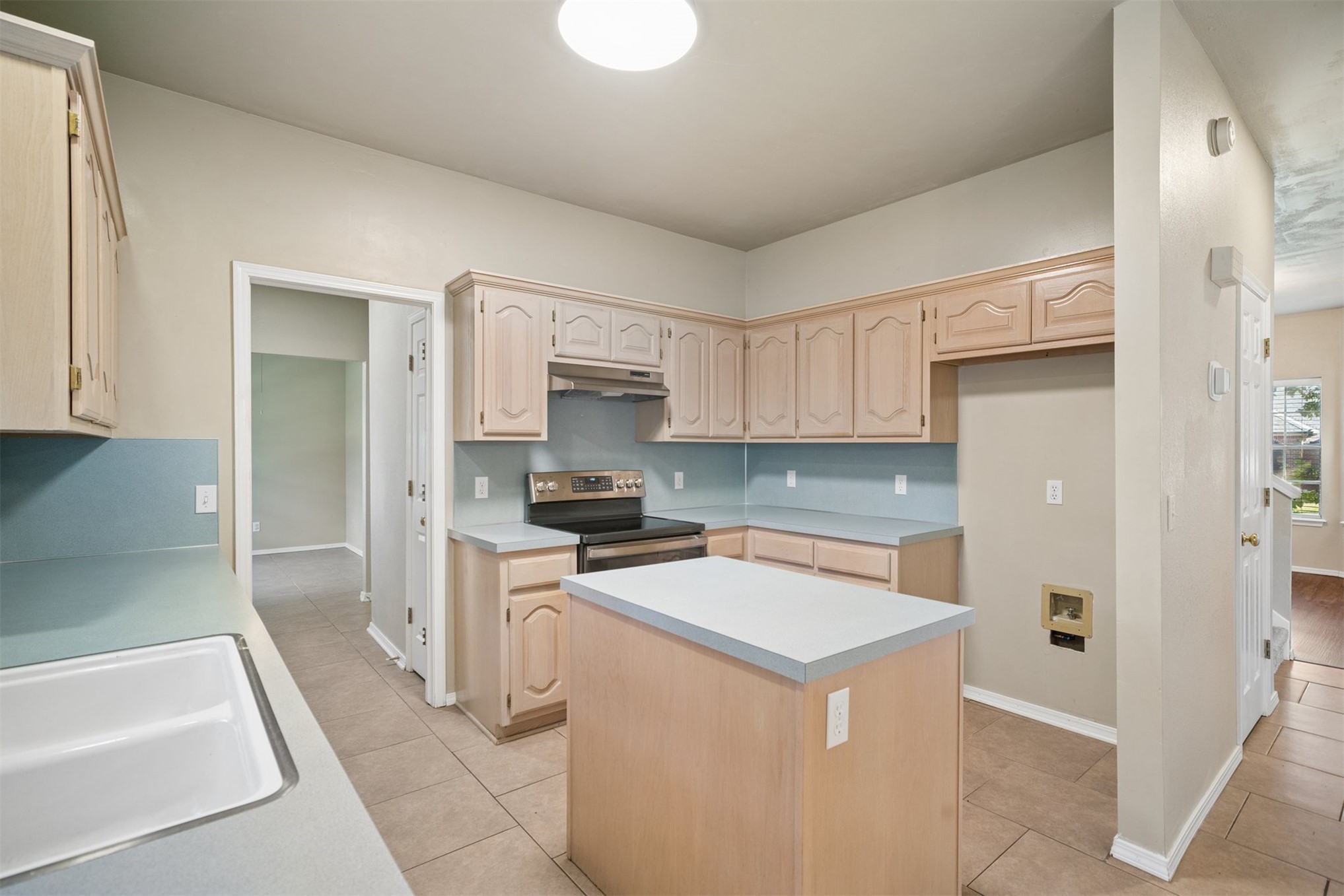 3726 S Rolling Oaks Drive Property Photo 17