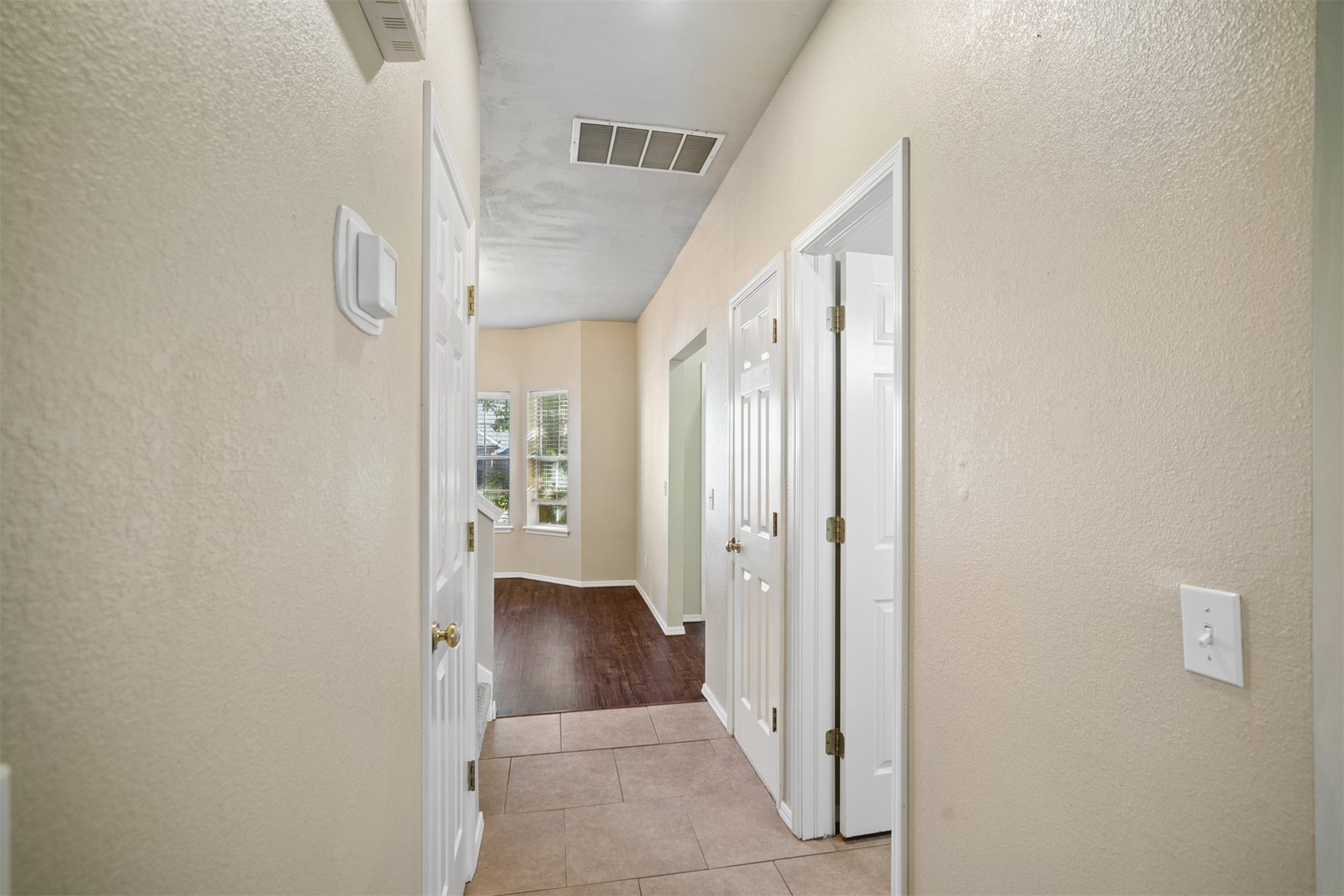 3726 S Rolling Oaks Drive Property Photo 25