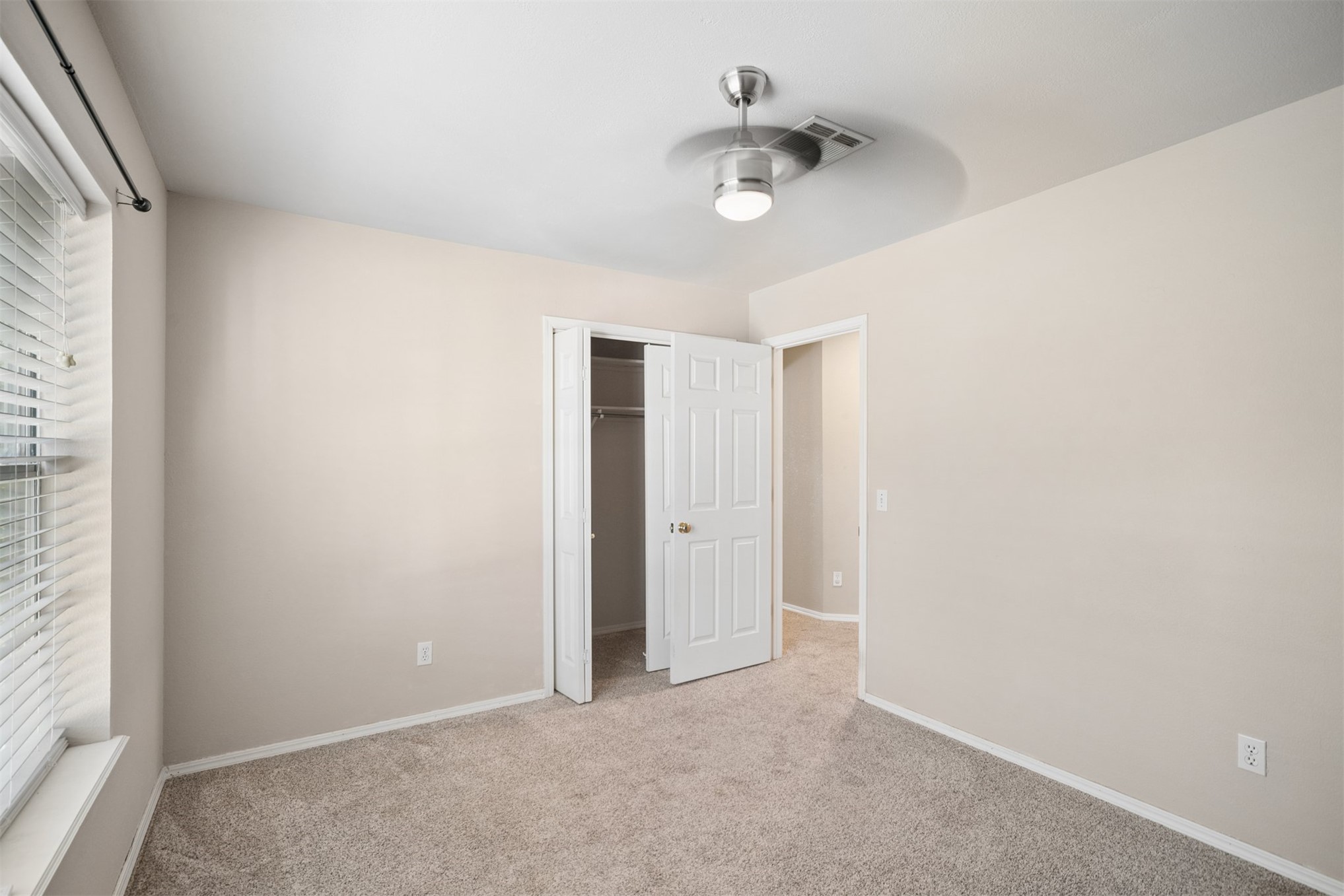 3726 S Rolling Oaks Drive Property Photo 30