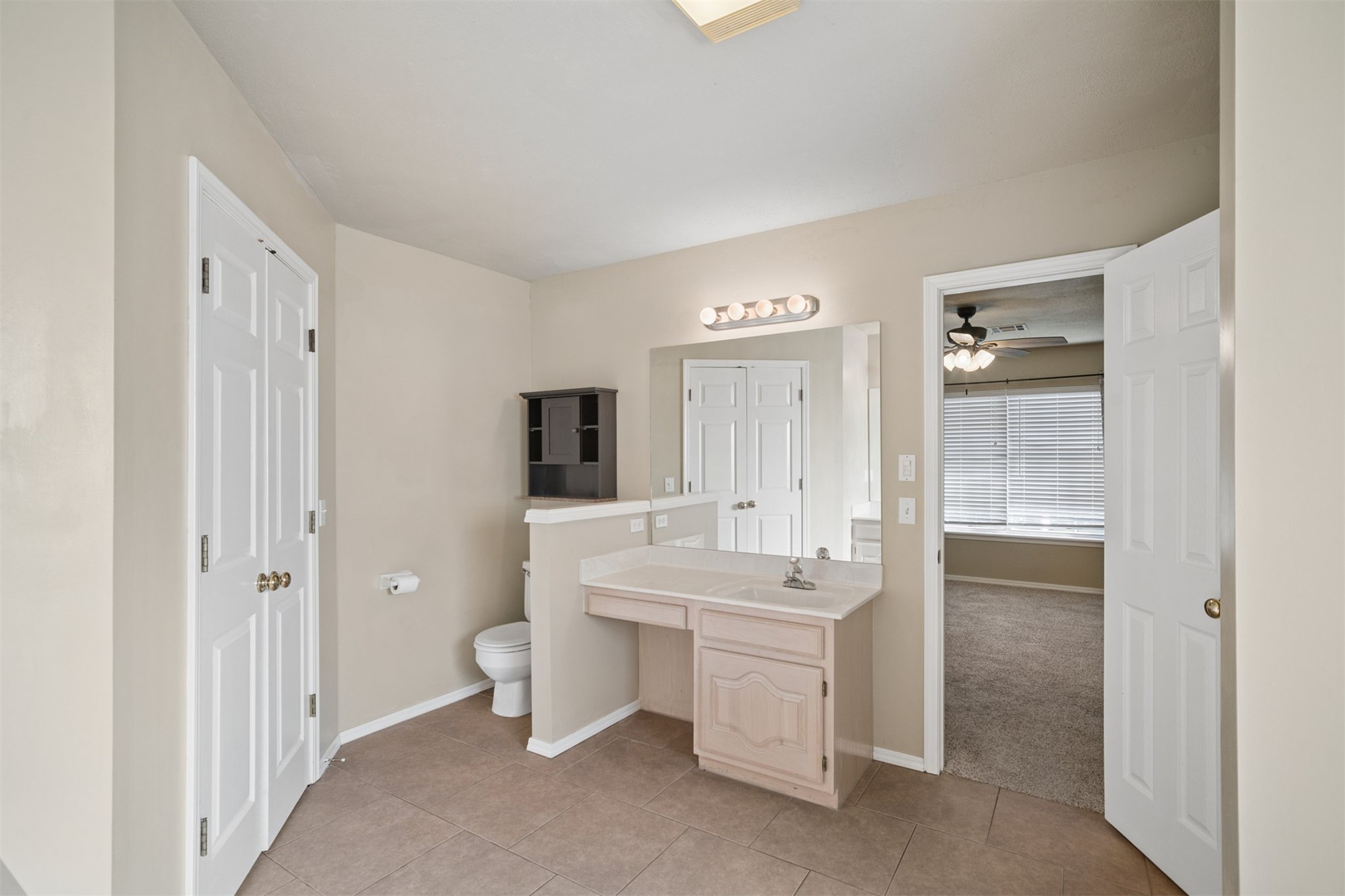 3726 S Rolling Oaks Drive Property Photo 34