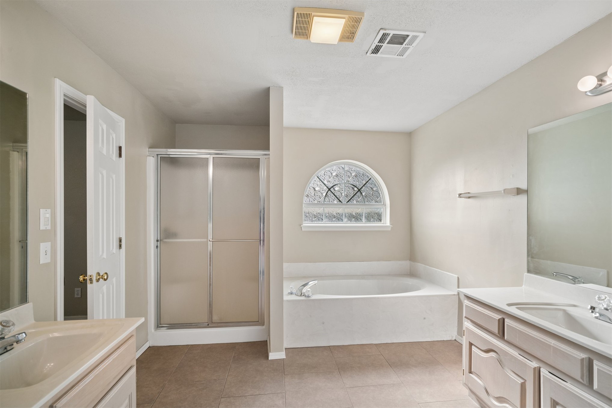 3726 S Rolling Oaks Drive Property Photo 35