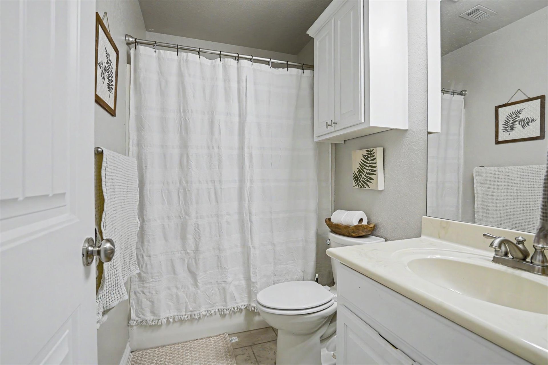 12529 S Date Place Property Photo 22
