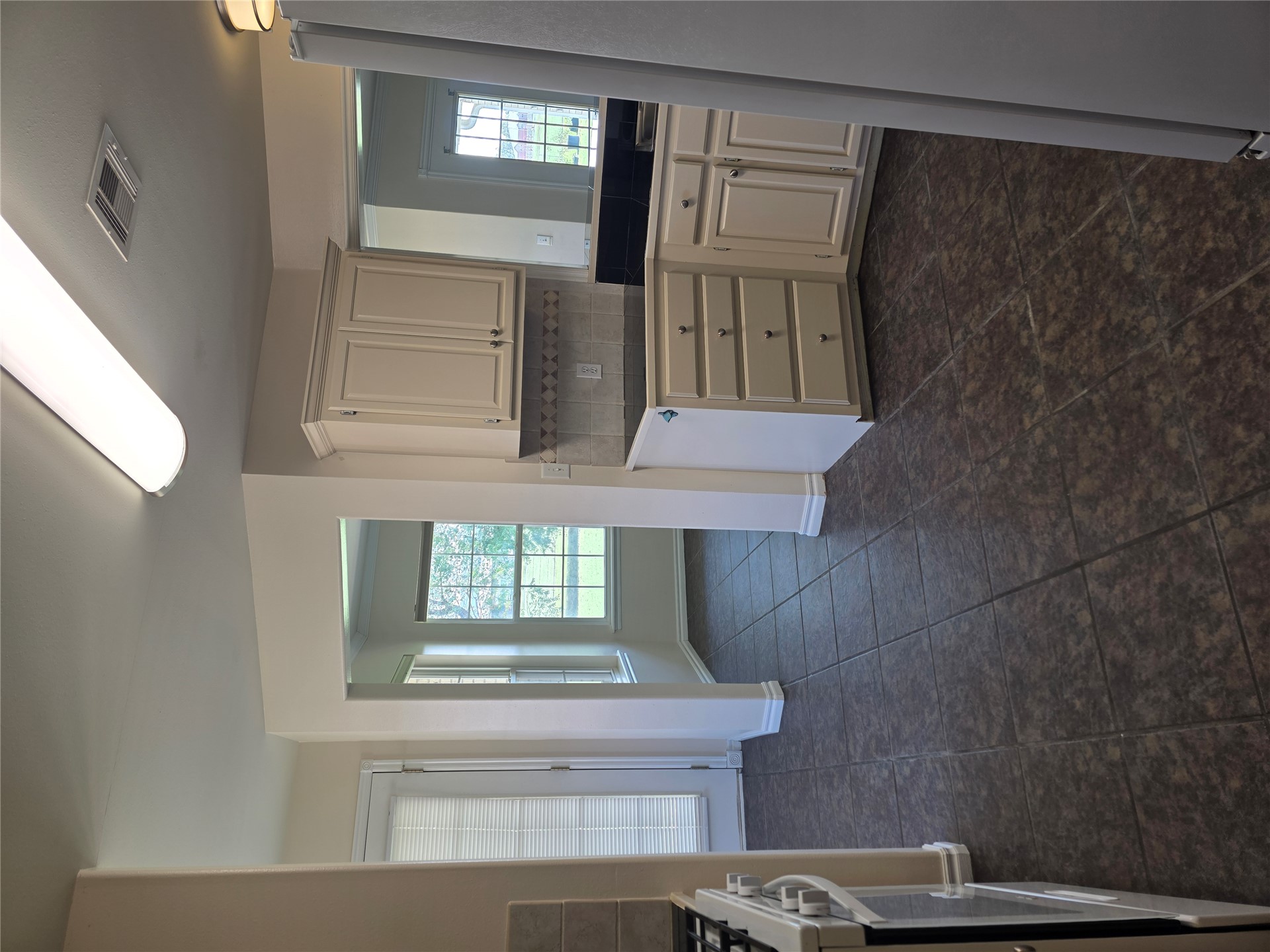 3917 Rosewood Place Property Photo 12